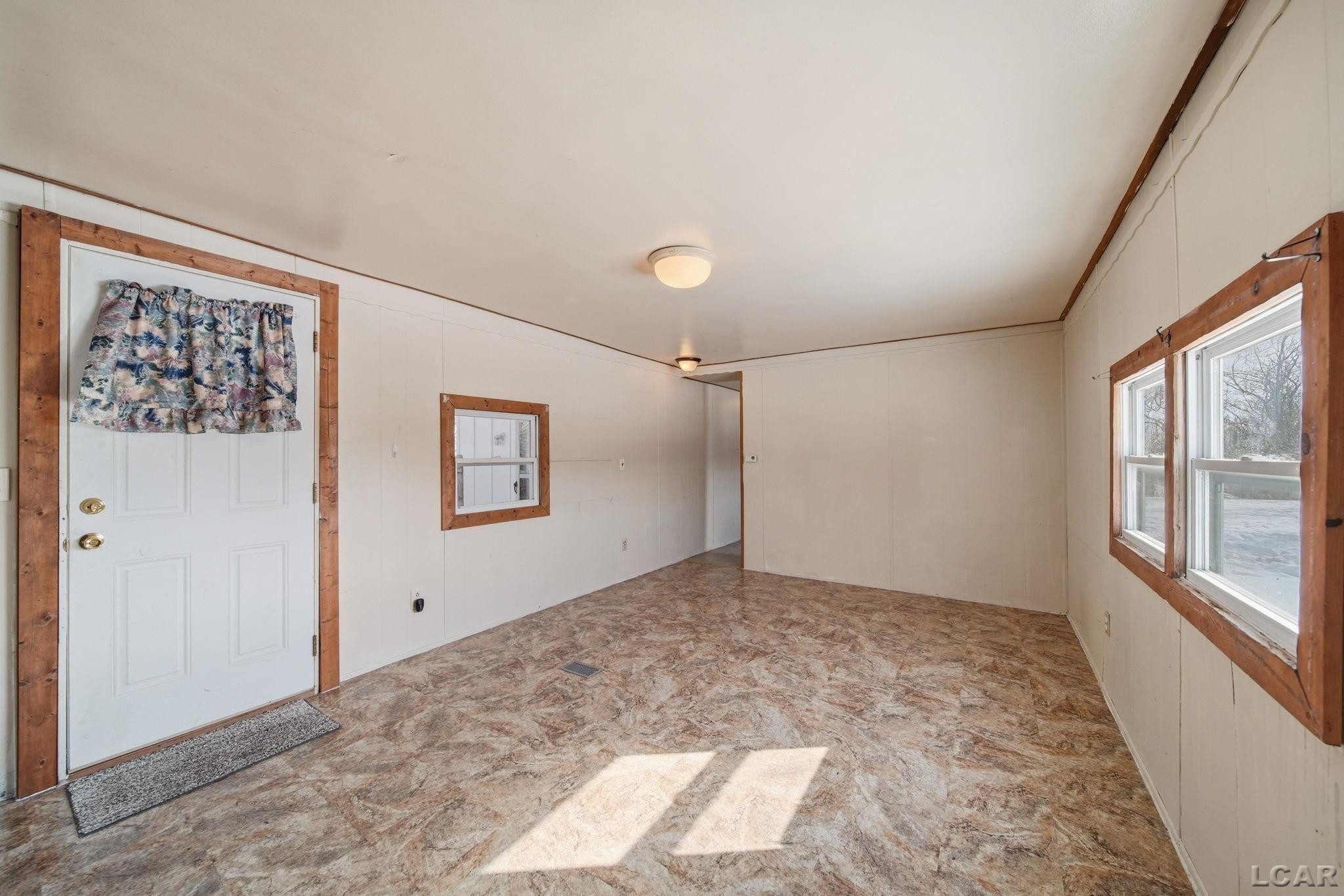 12677 US-223 Highway, Manitou Beach, MI 49253 — Photo 6