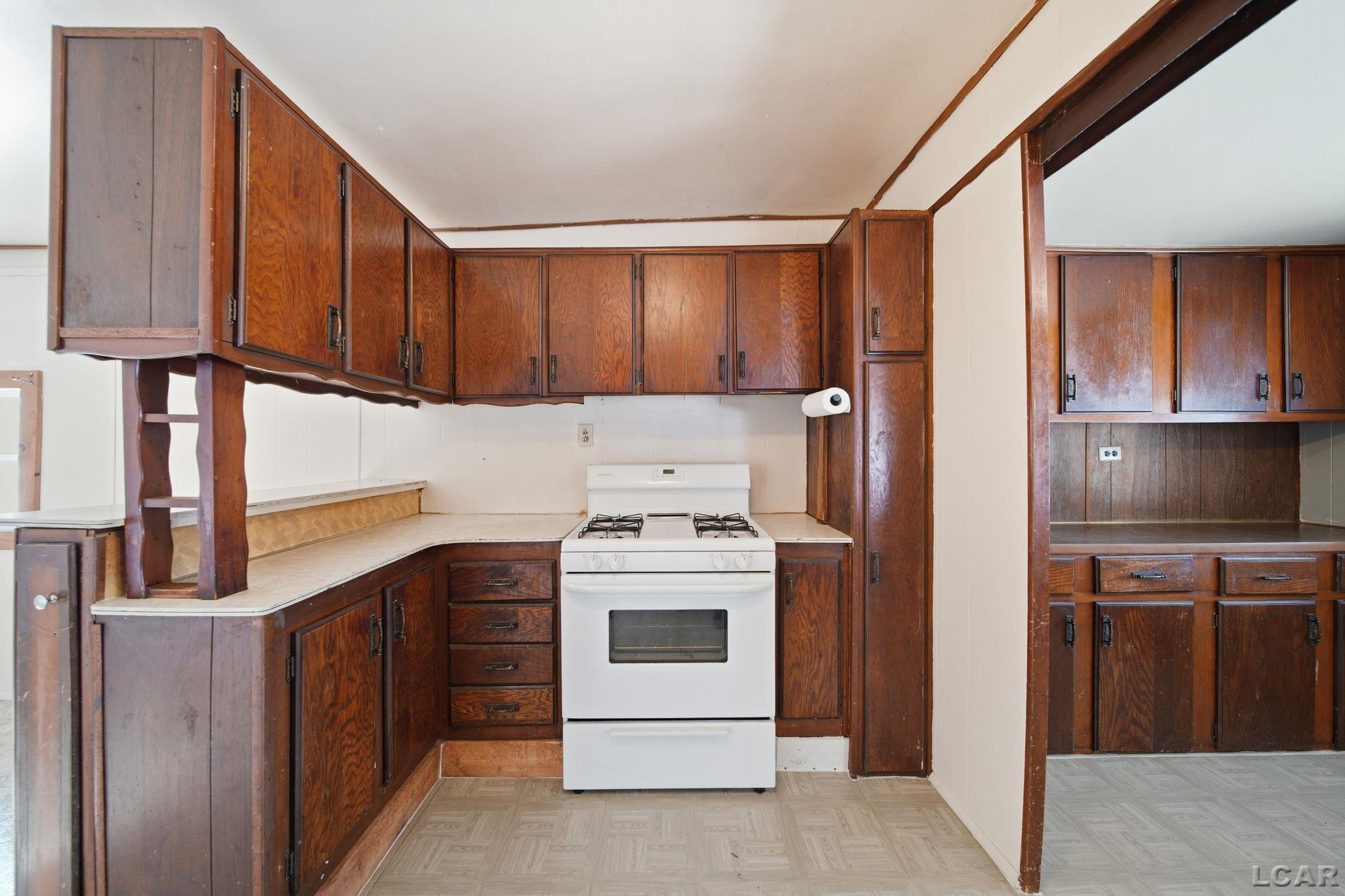 12677 US-223 Highway, Manitou Beach, MI 49253 — Photo 9