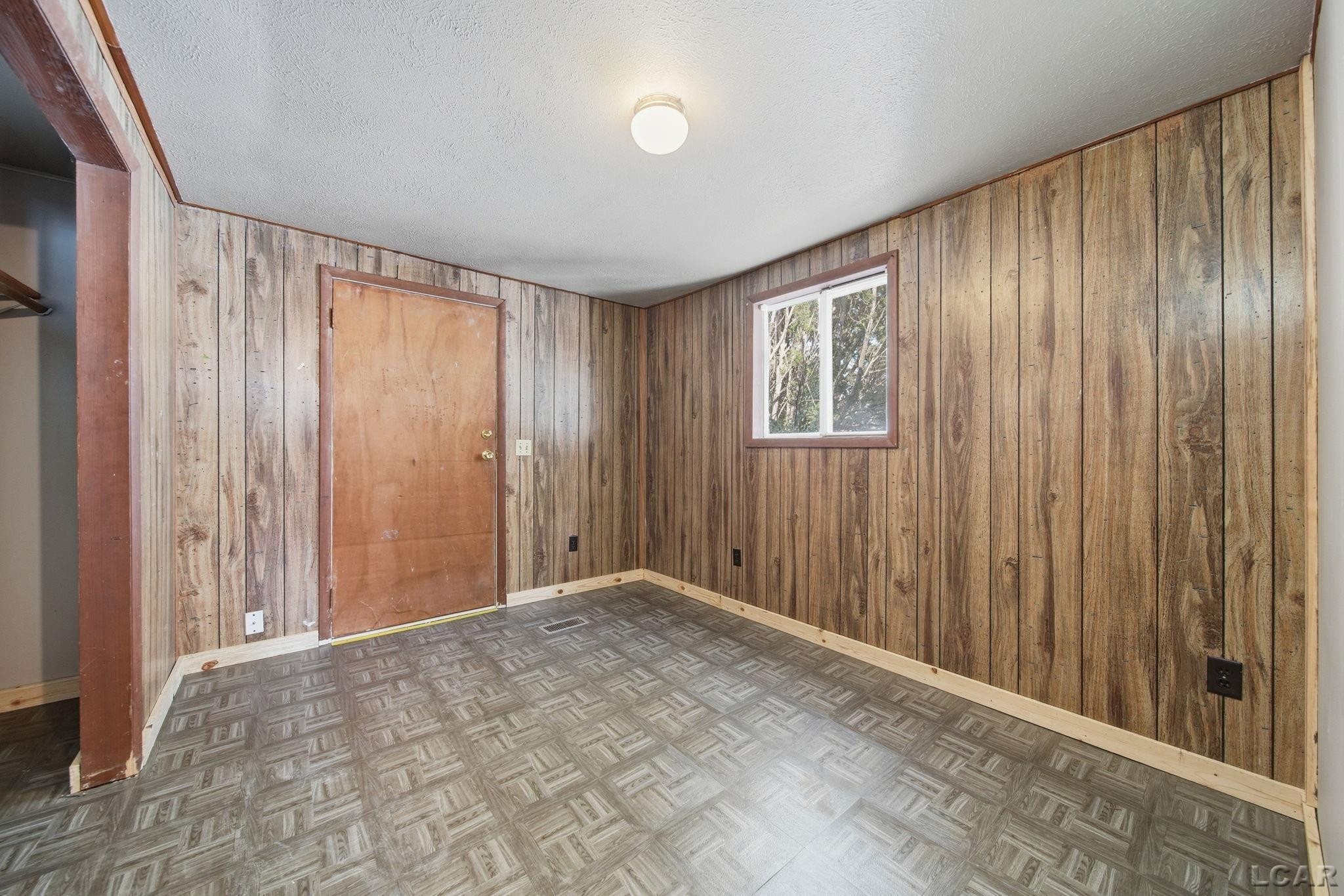 12677 US-223 Highway, Manitou Beach, MI 49253 — Photo 19
