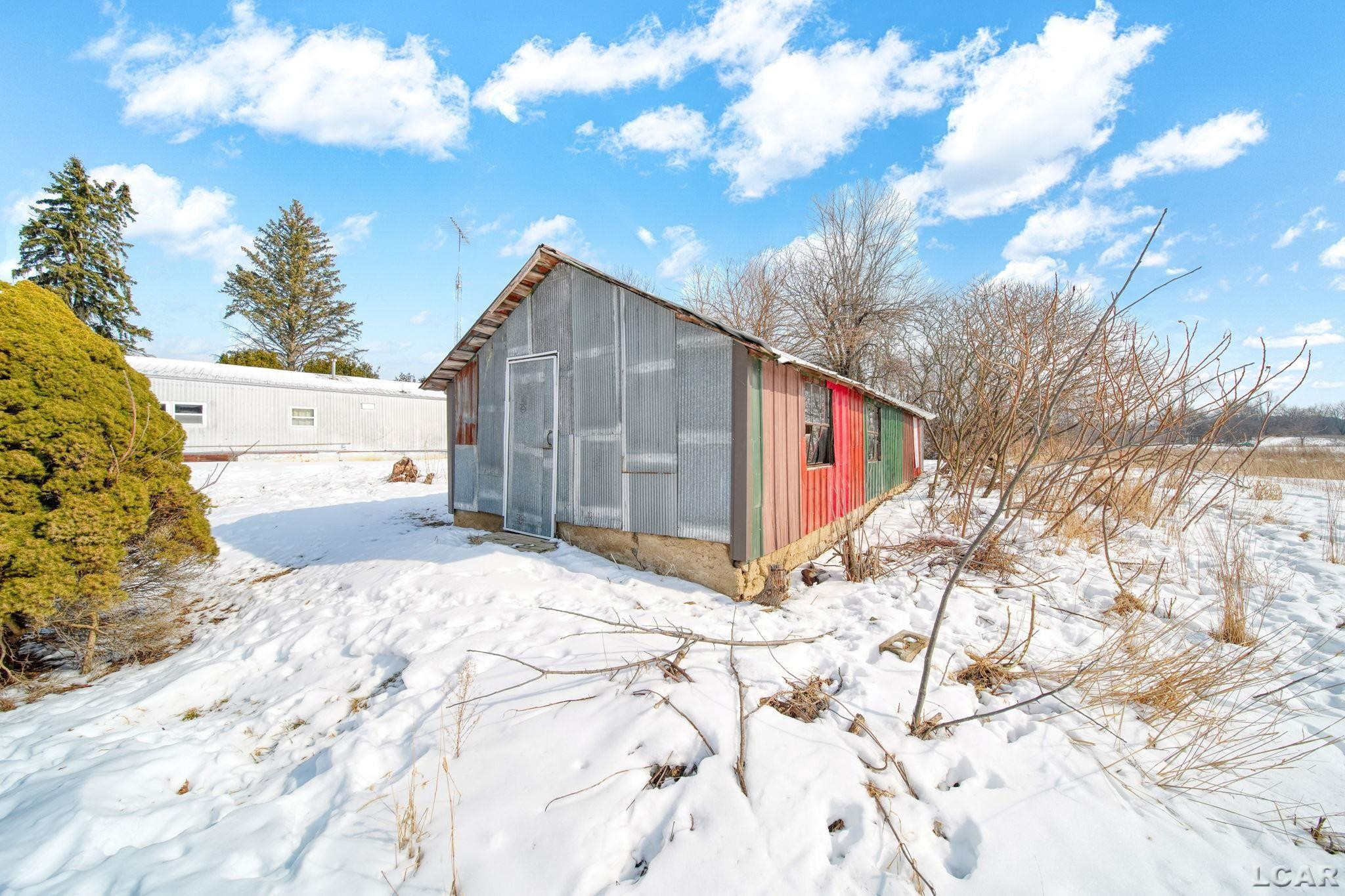 12677 US-223 Highway, Manitou Beach, MI 49253 — Photo 23