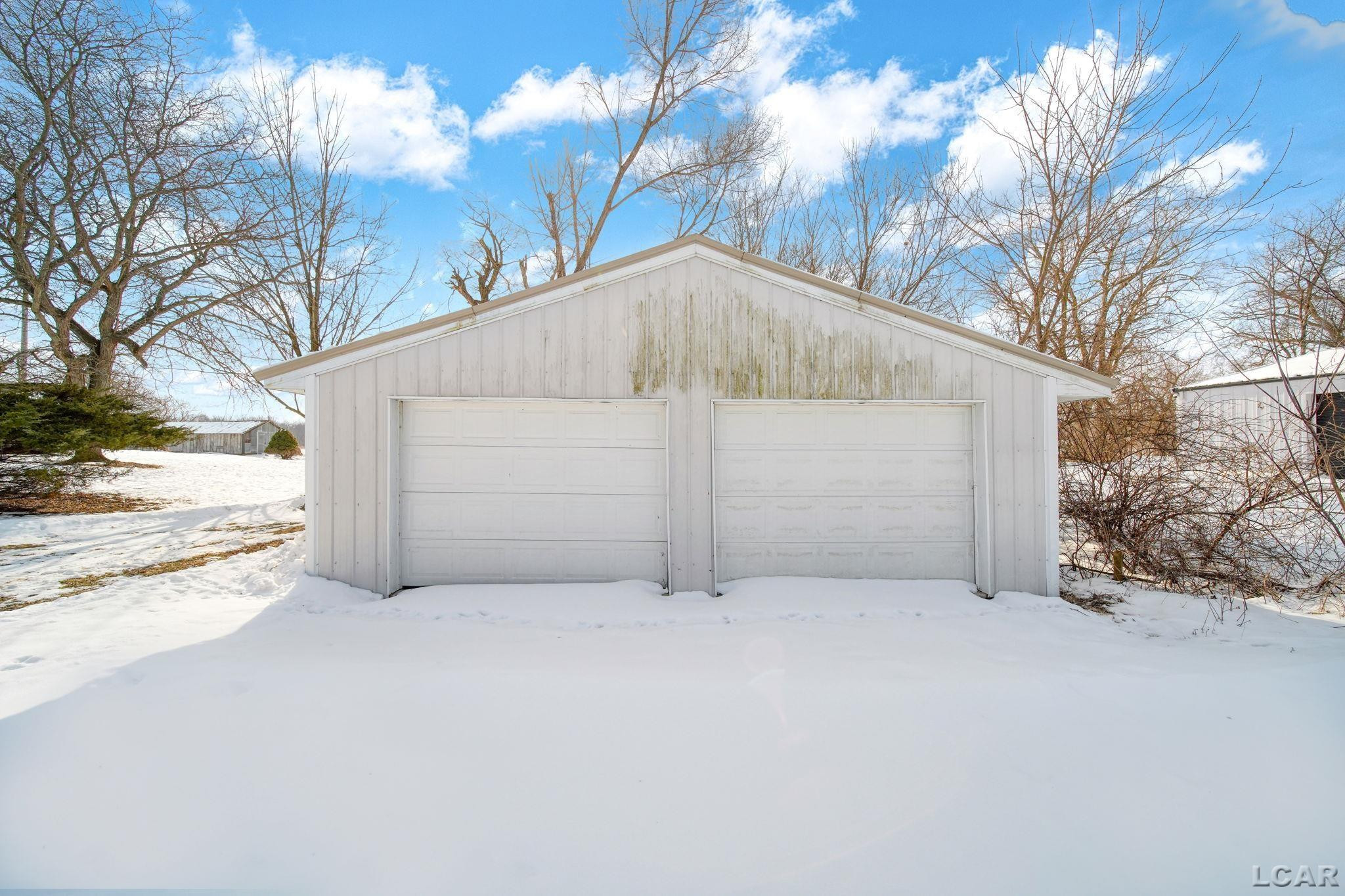 12677 US-223 Highway, Manitou Beach, MI 49253 — Photo 28
