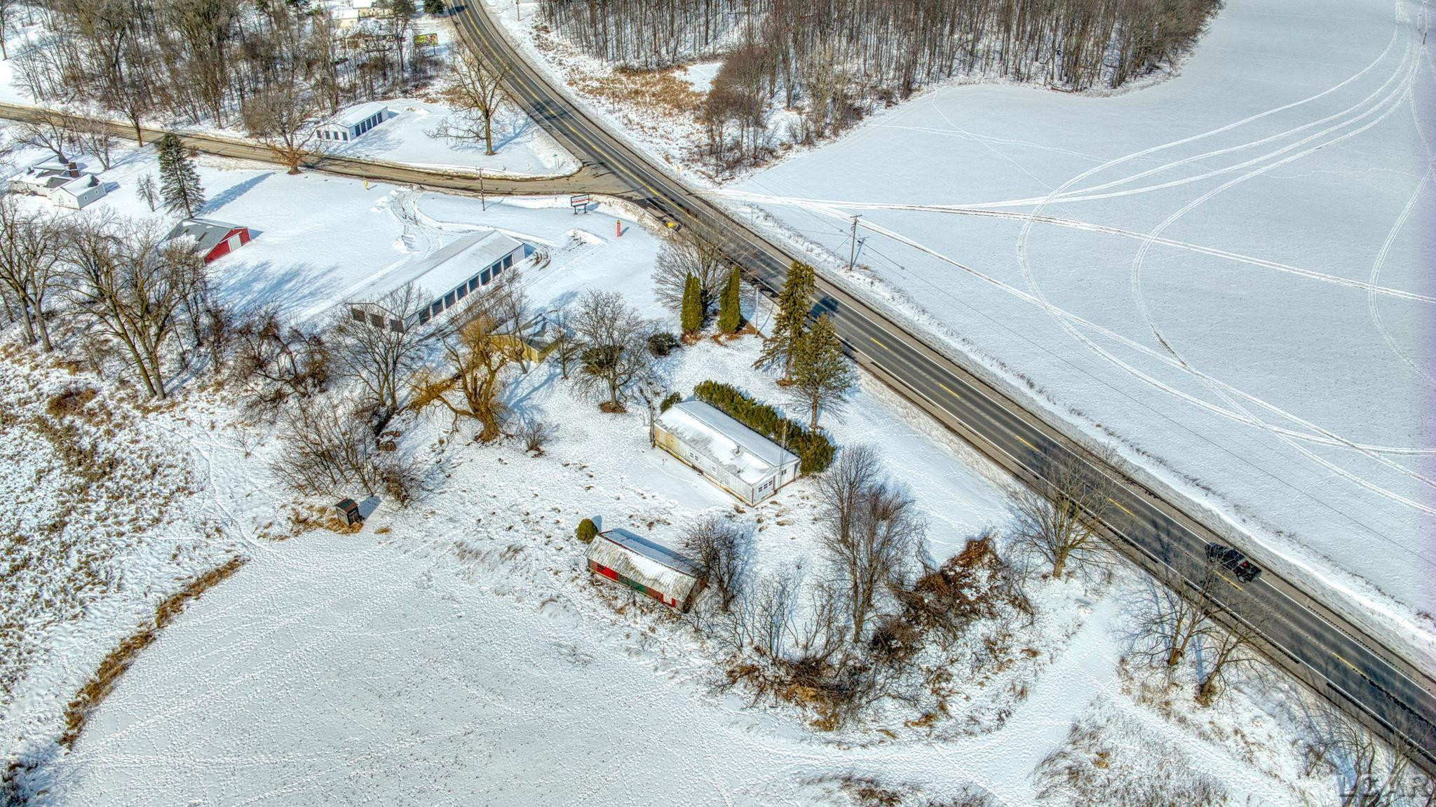 12677 US-223 Highway, Manitou Beach, MI 49253 — Photo 34