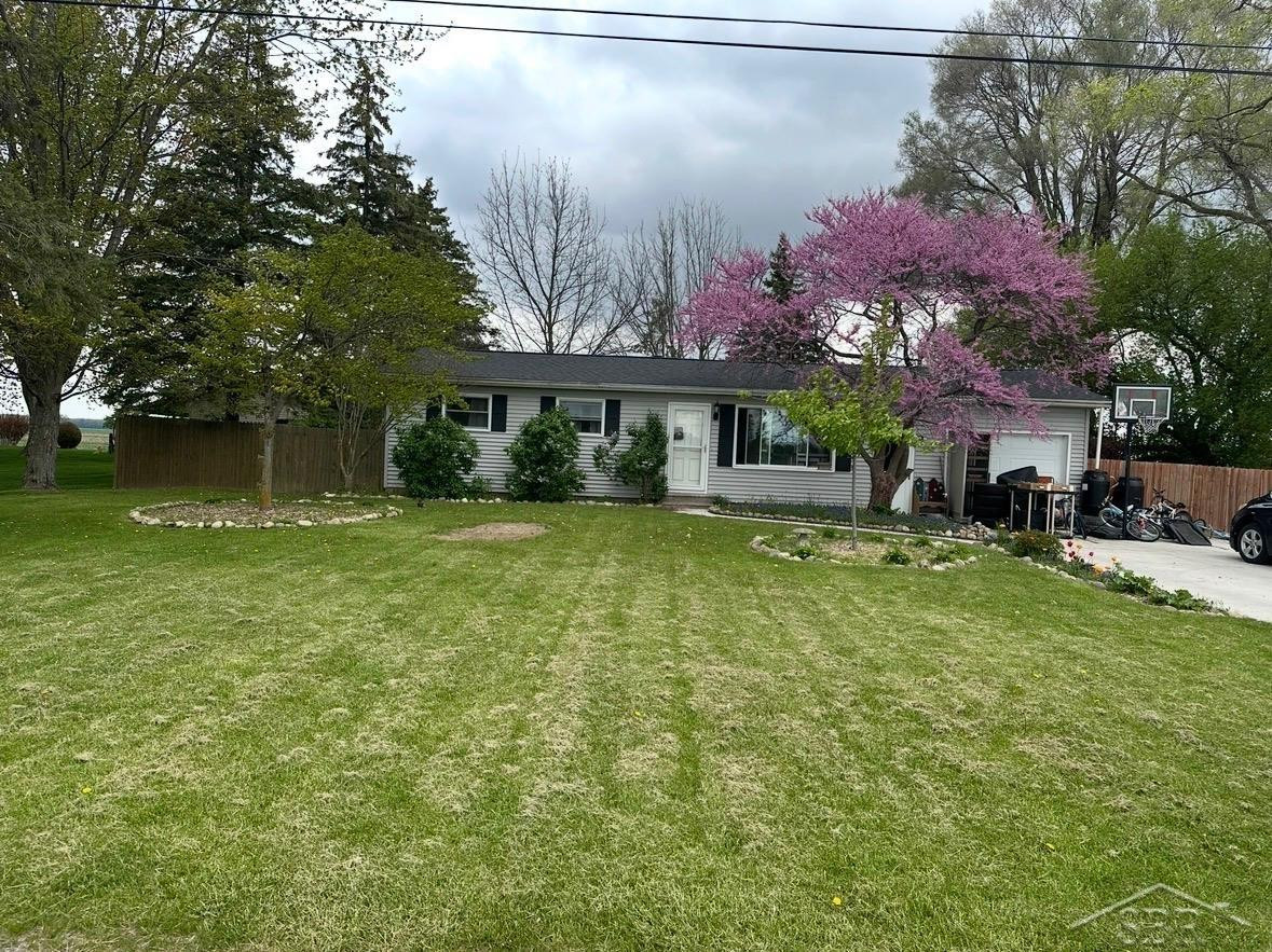 710 W North Union Road, Auburn, MI 48611 — Photo 17