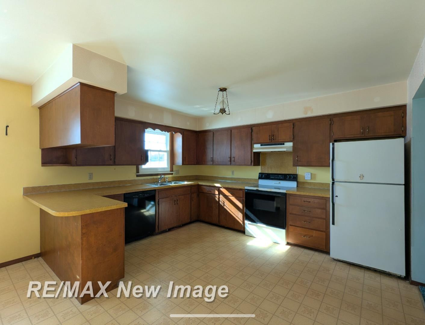 5502 King Road, Bridgeport, MI 48722 — Photo 3