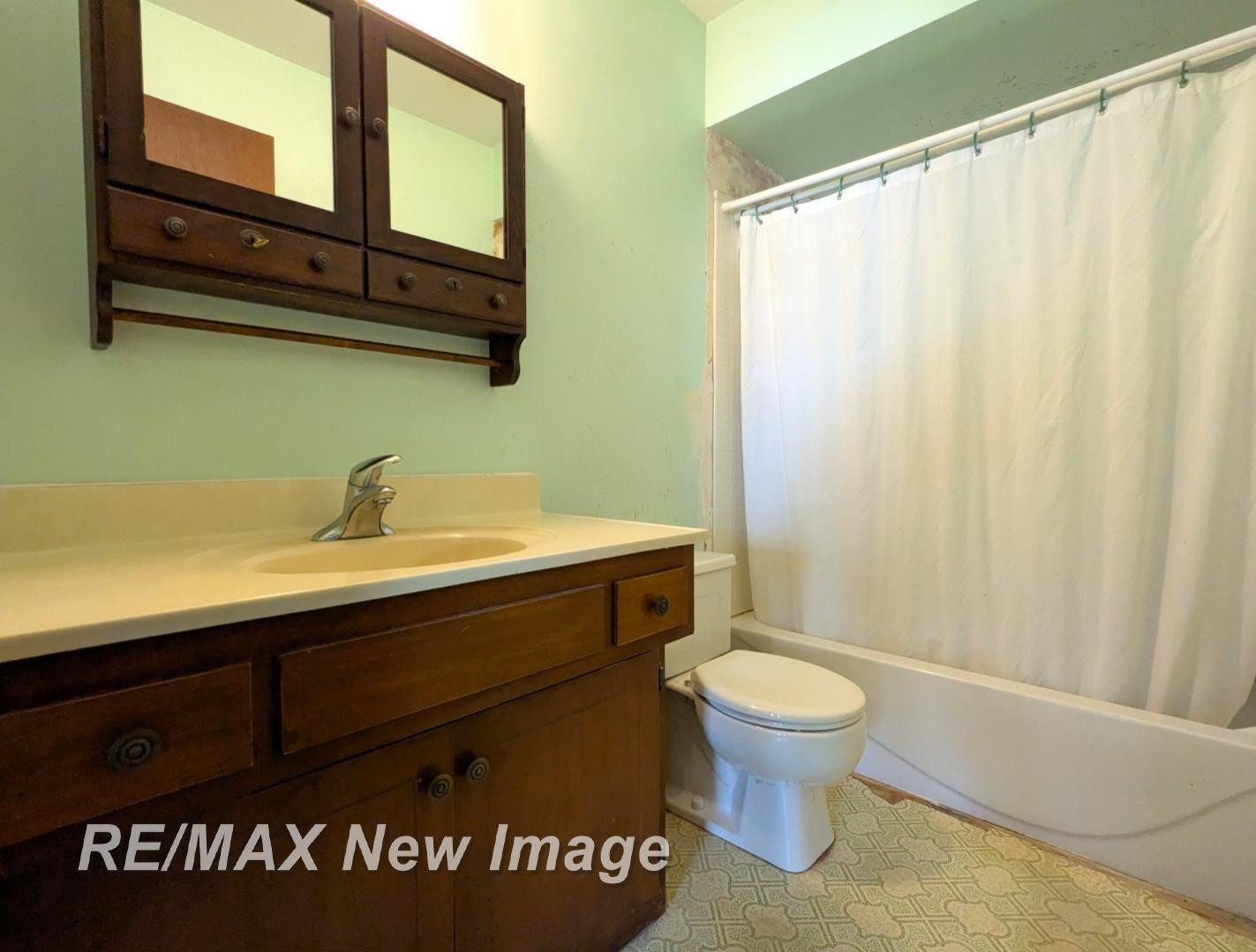 5502 King Road, Bridgeport, MI 48722 — Photo 7