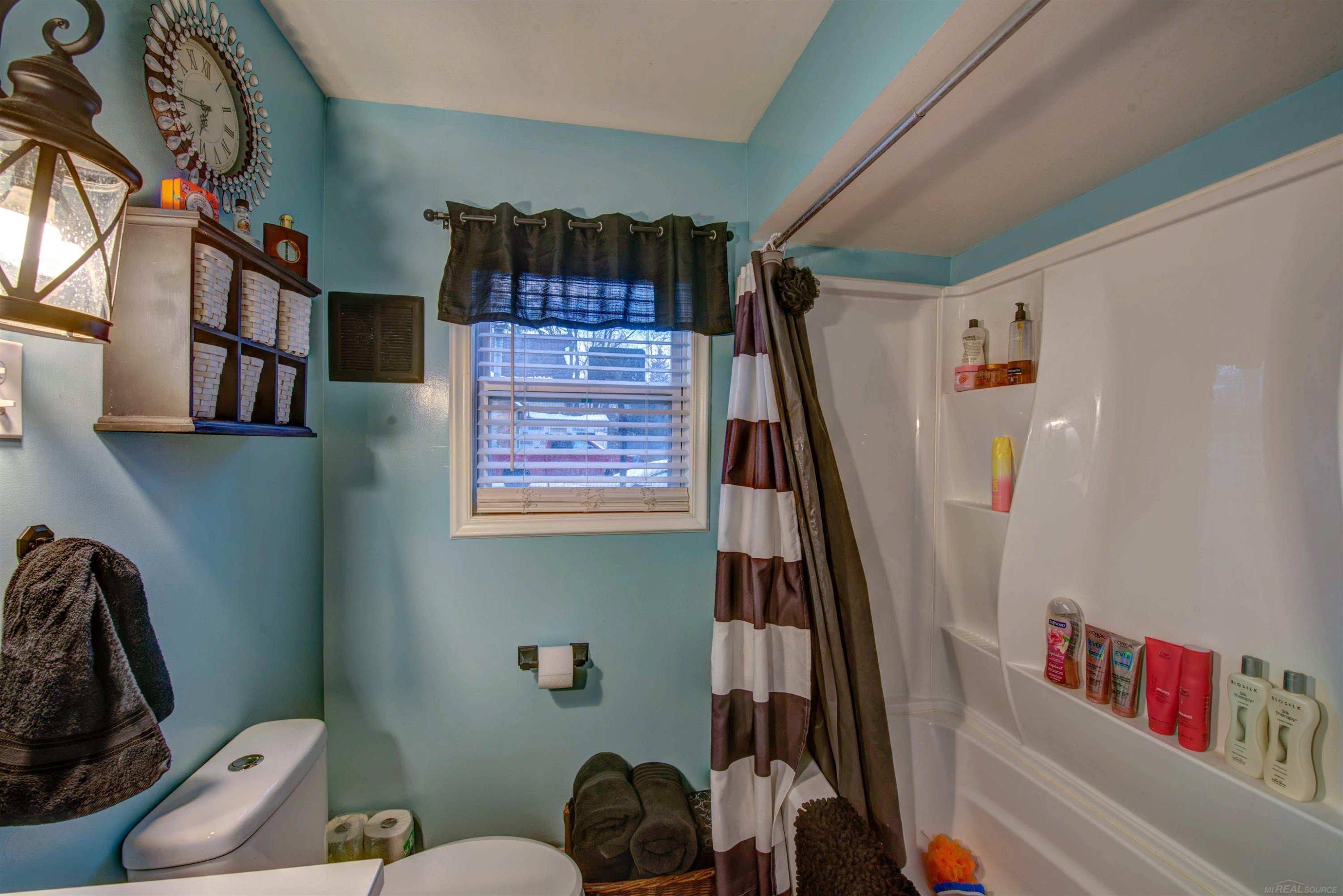 270 W SANILAC, Sandusky, MI 48471 — Photo 5