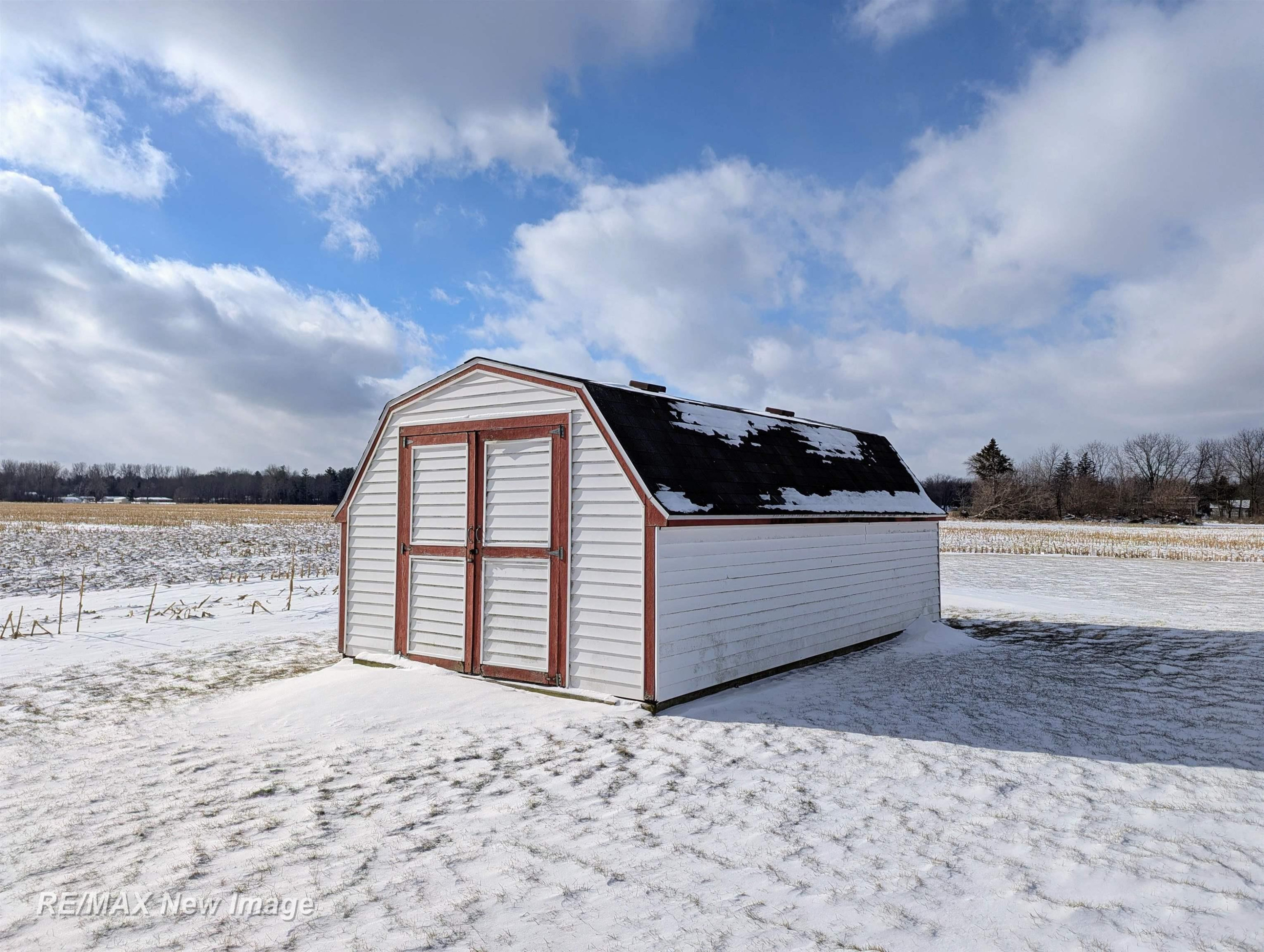 5502 King Road, Bridgeport, MI 48722 — Photo 14