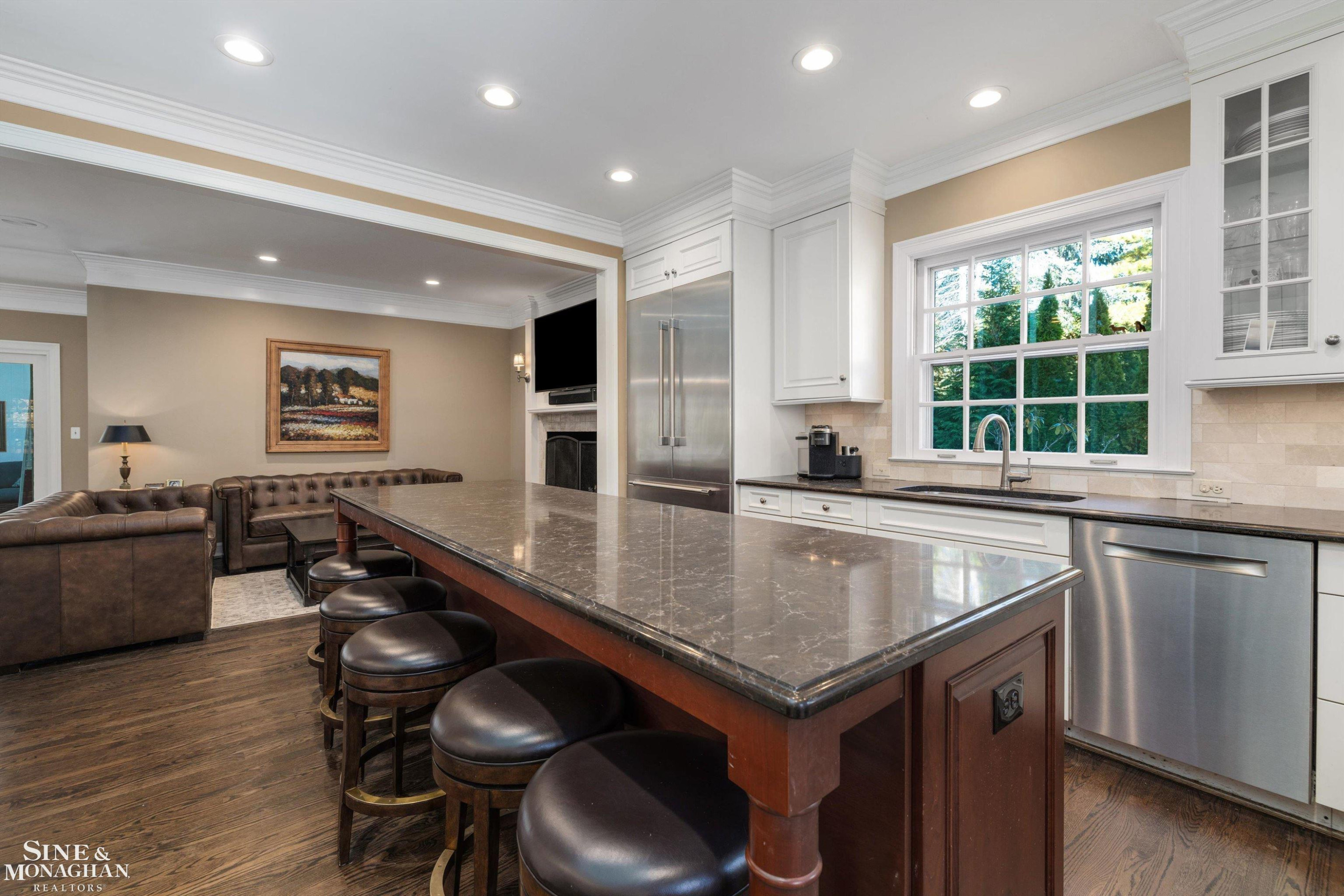 11 Dodge Place Place, Grosse Pointe, MI 48230 — Photo 13