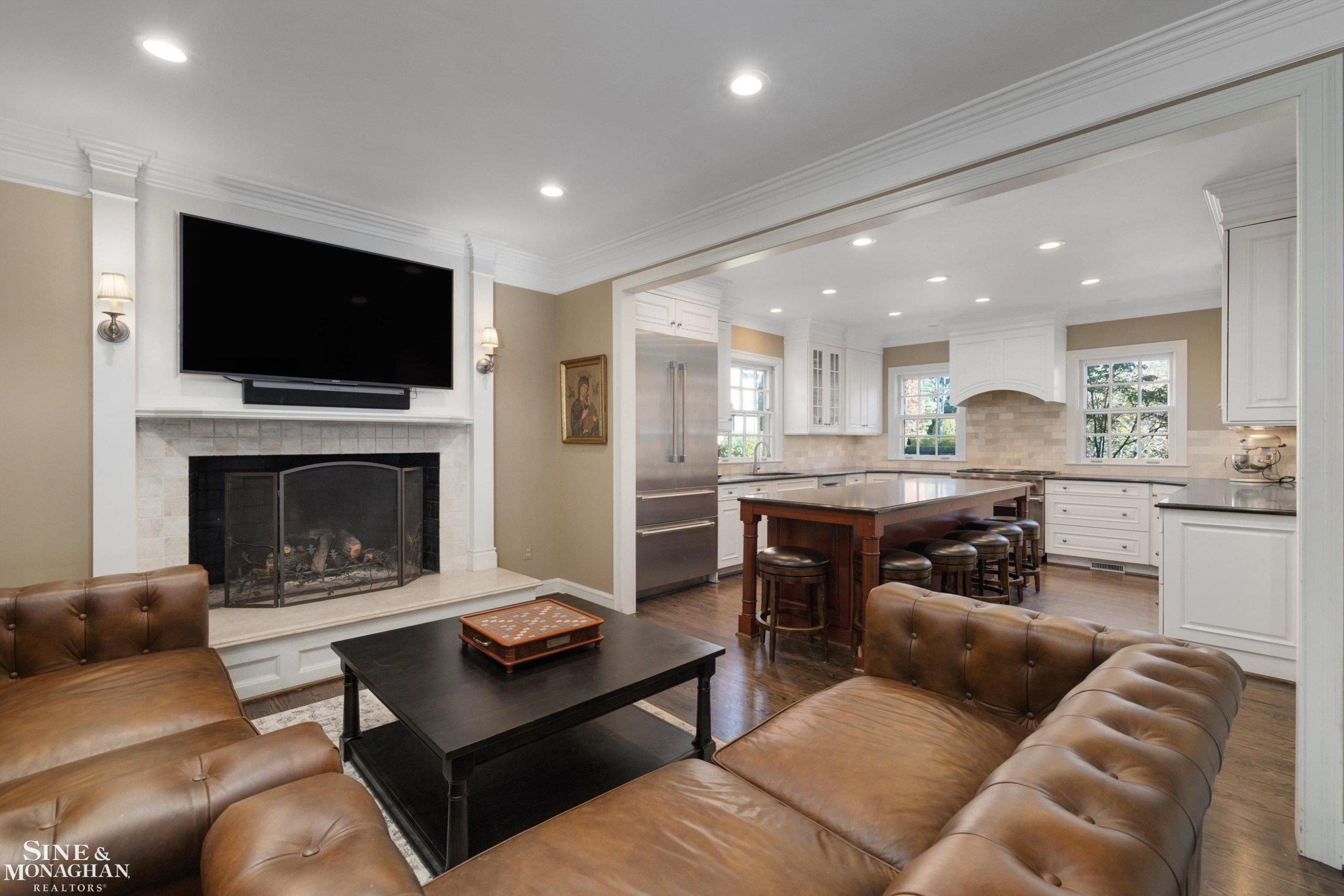11 Dodge Place Place, Grosse Pointe, MI 48230 — Photo 14