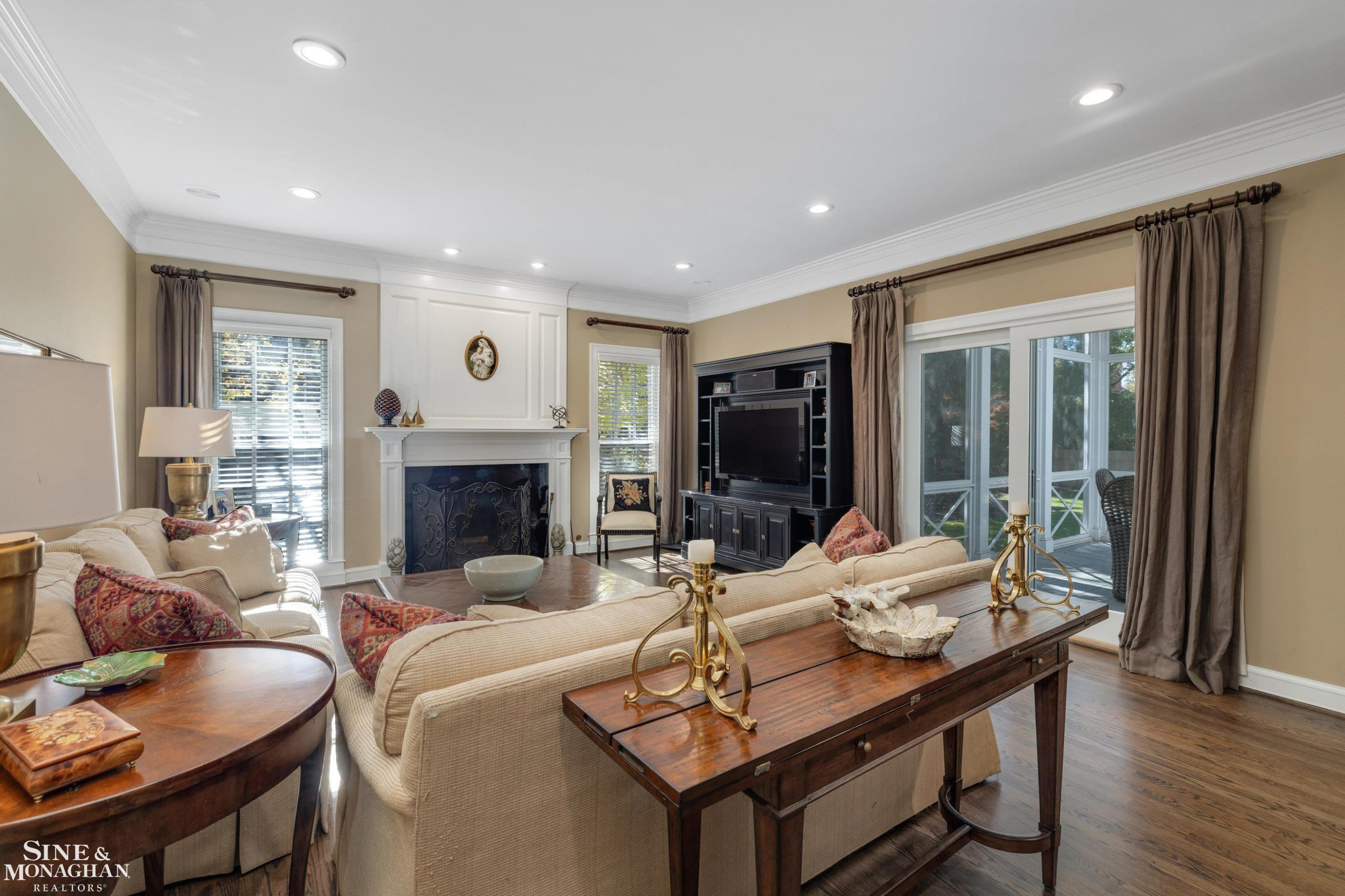 11 Dodge Place Place, Grosse Pointe, MI 48230 — Photo 22