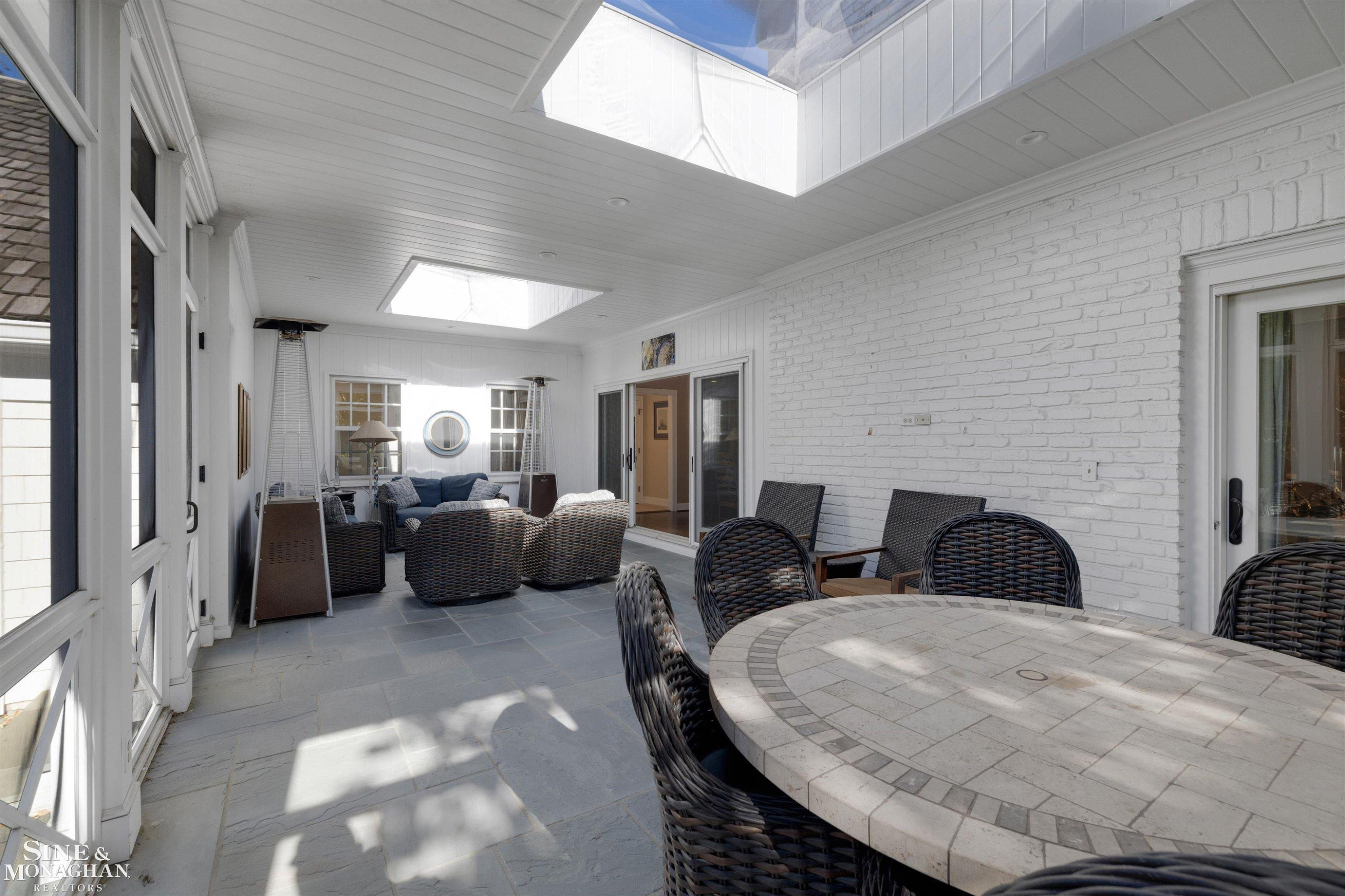 11 Dodge Place Place, Grosse Pointe, MI 48230 — Photo 27