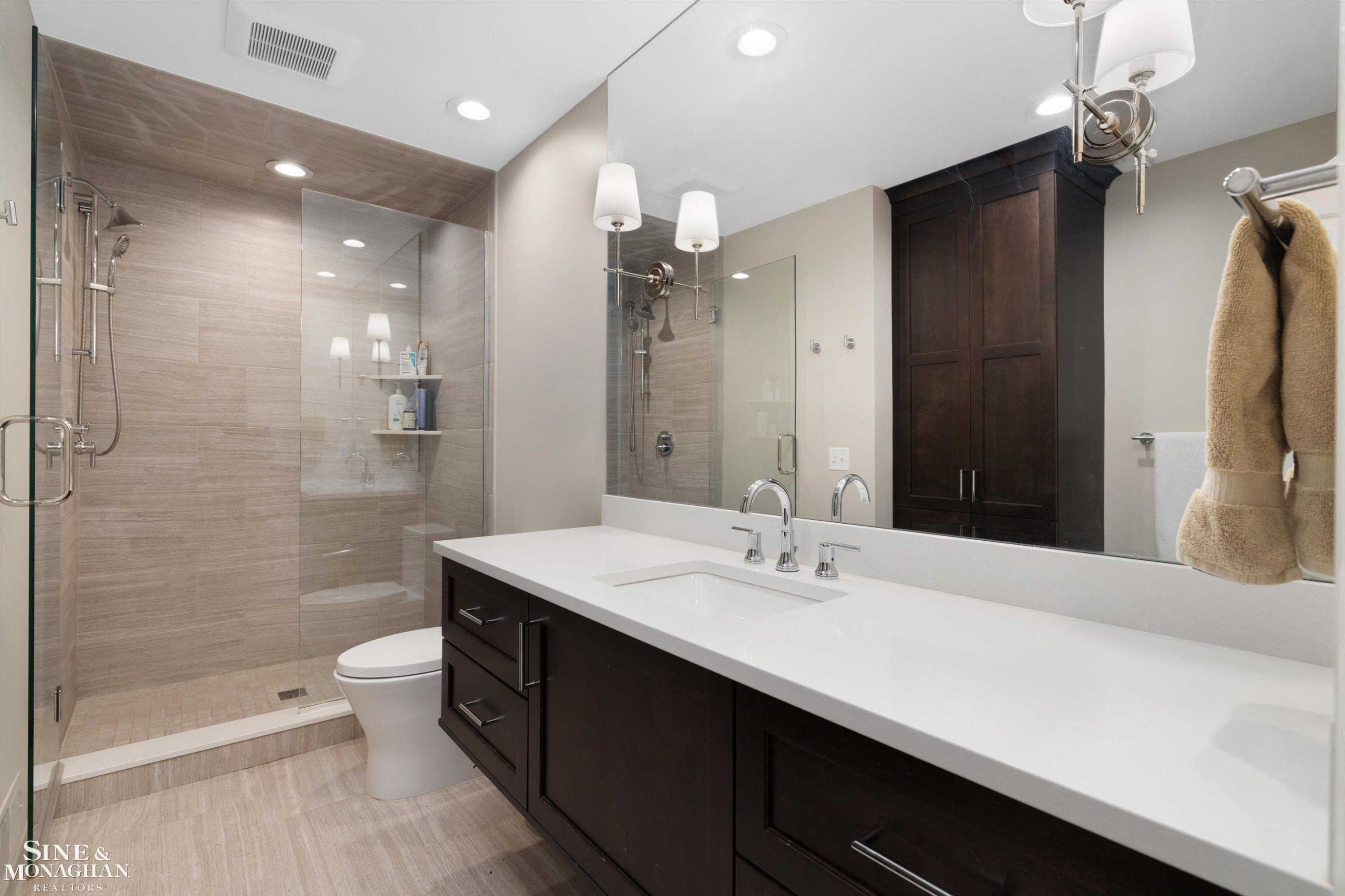 11 Dodge Place Place, Grosse Pointe, MI 48230 — Photo 49