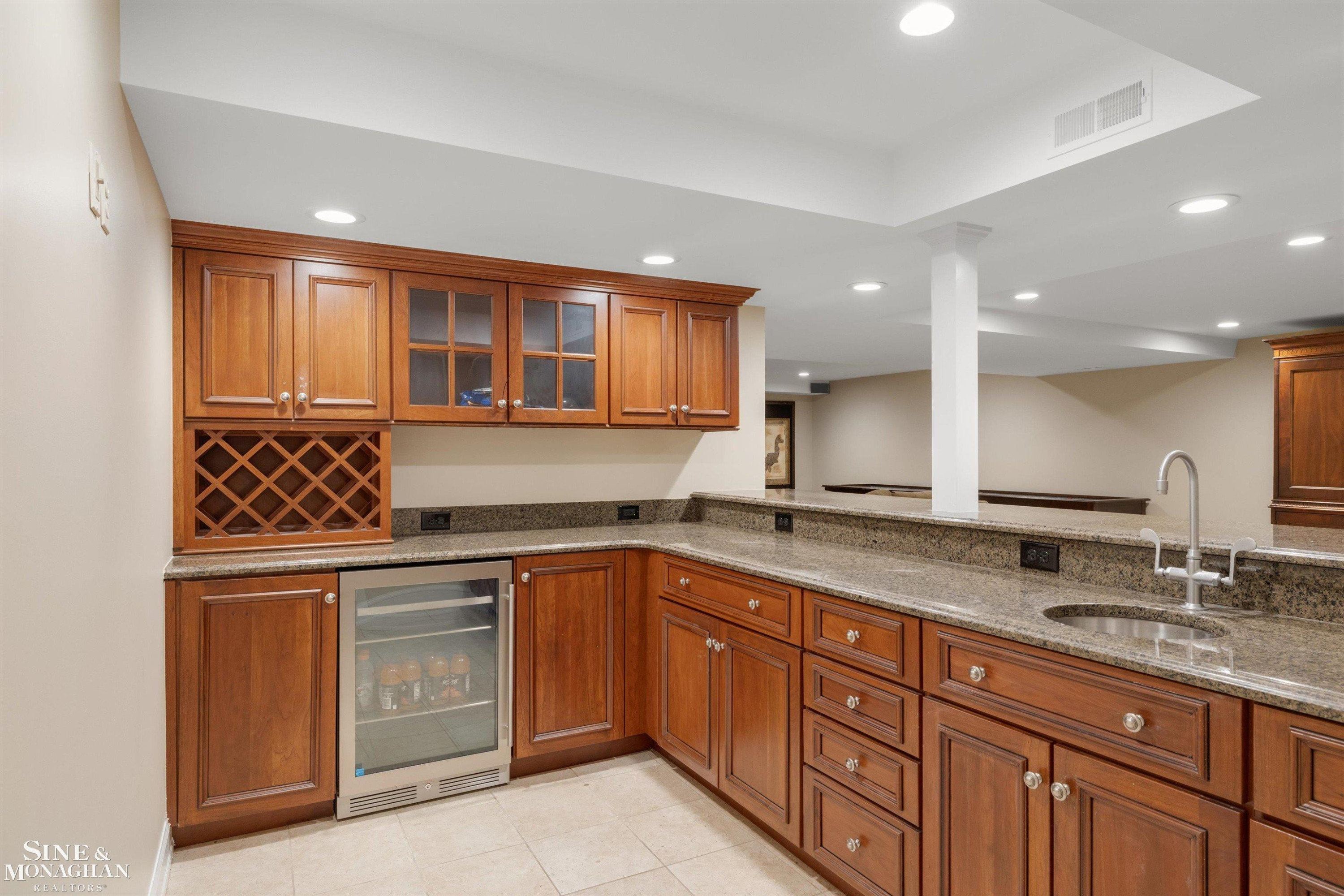 11 Dodge Place Place, Grosse Pointe, MI 48230 — Photo 59