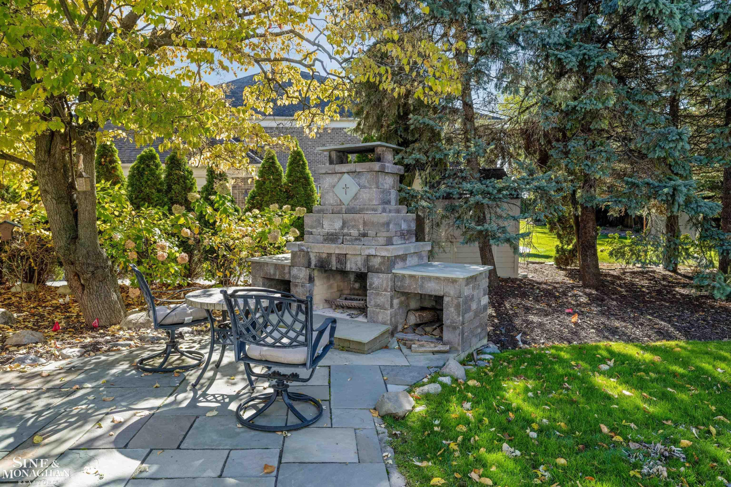 11 Dodge Place Place, Grosse Pointe, MI 48230 — Photo 73