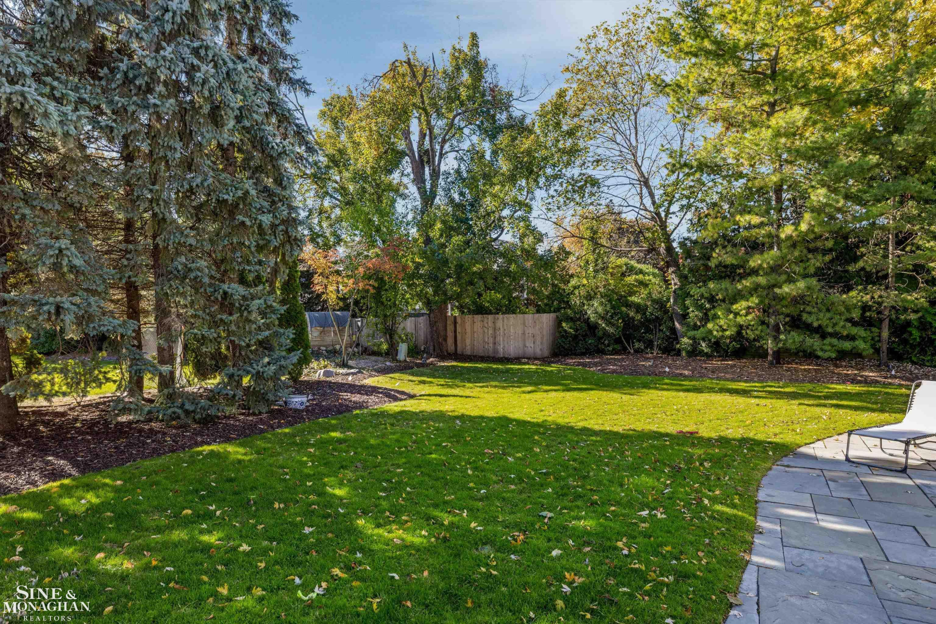 11 Dodge Place Place, Grosse Pointe, MI 48230 — Photo 76