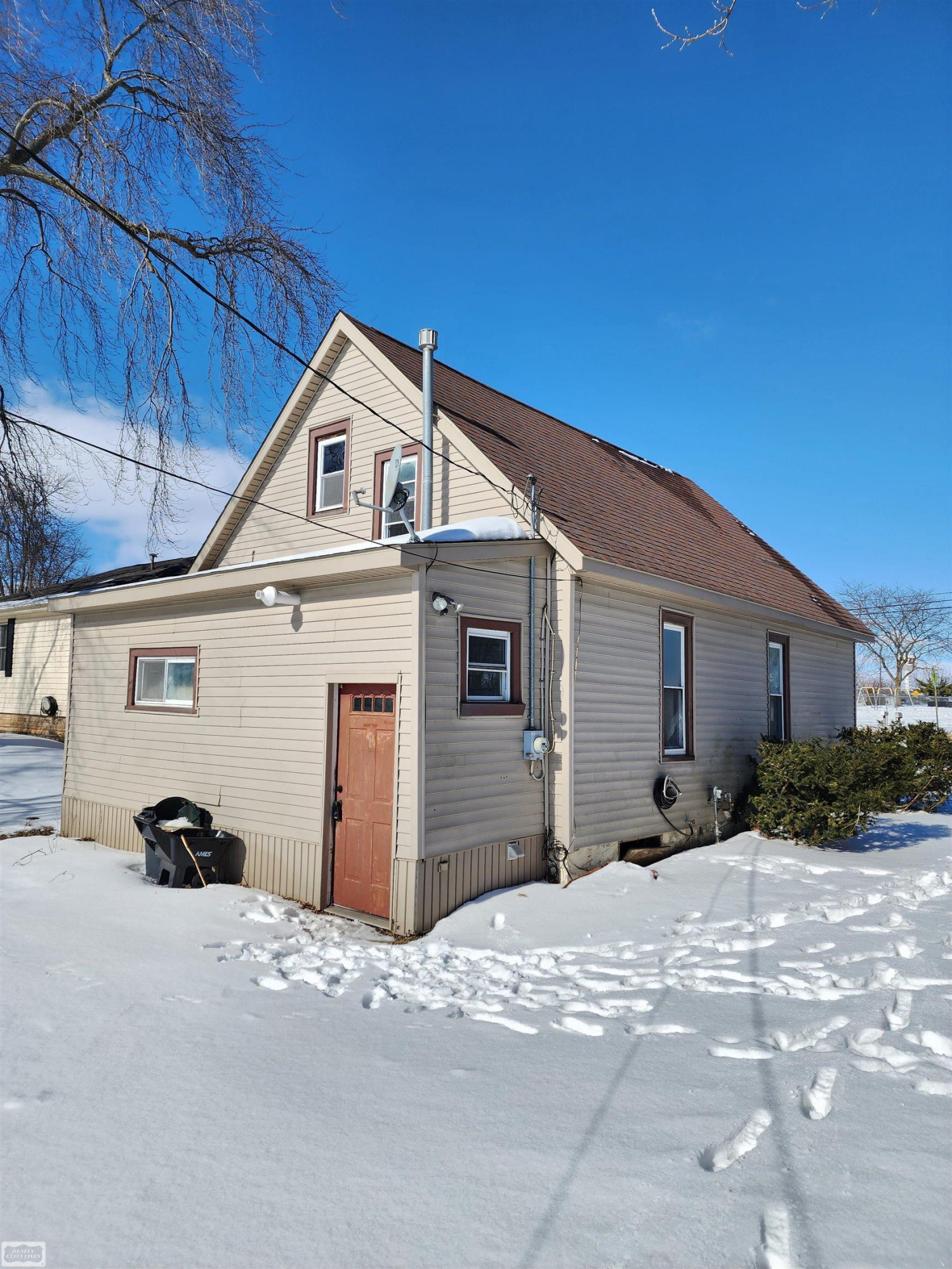 2598 Black River Street, Deckerville, MI 48427 — Photo 3