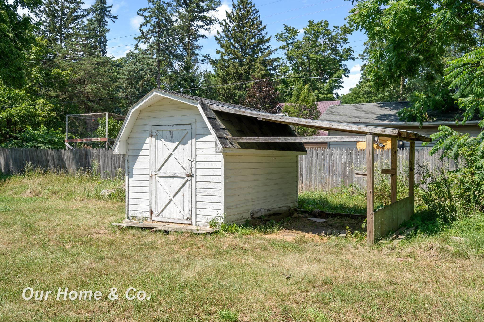 240 W 3RD Street, Imlay City, MI, 48444