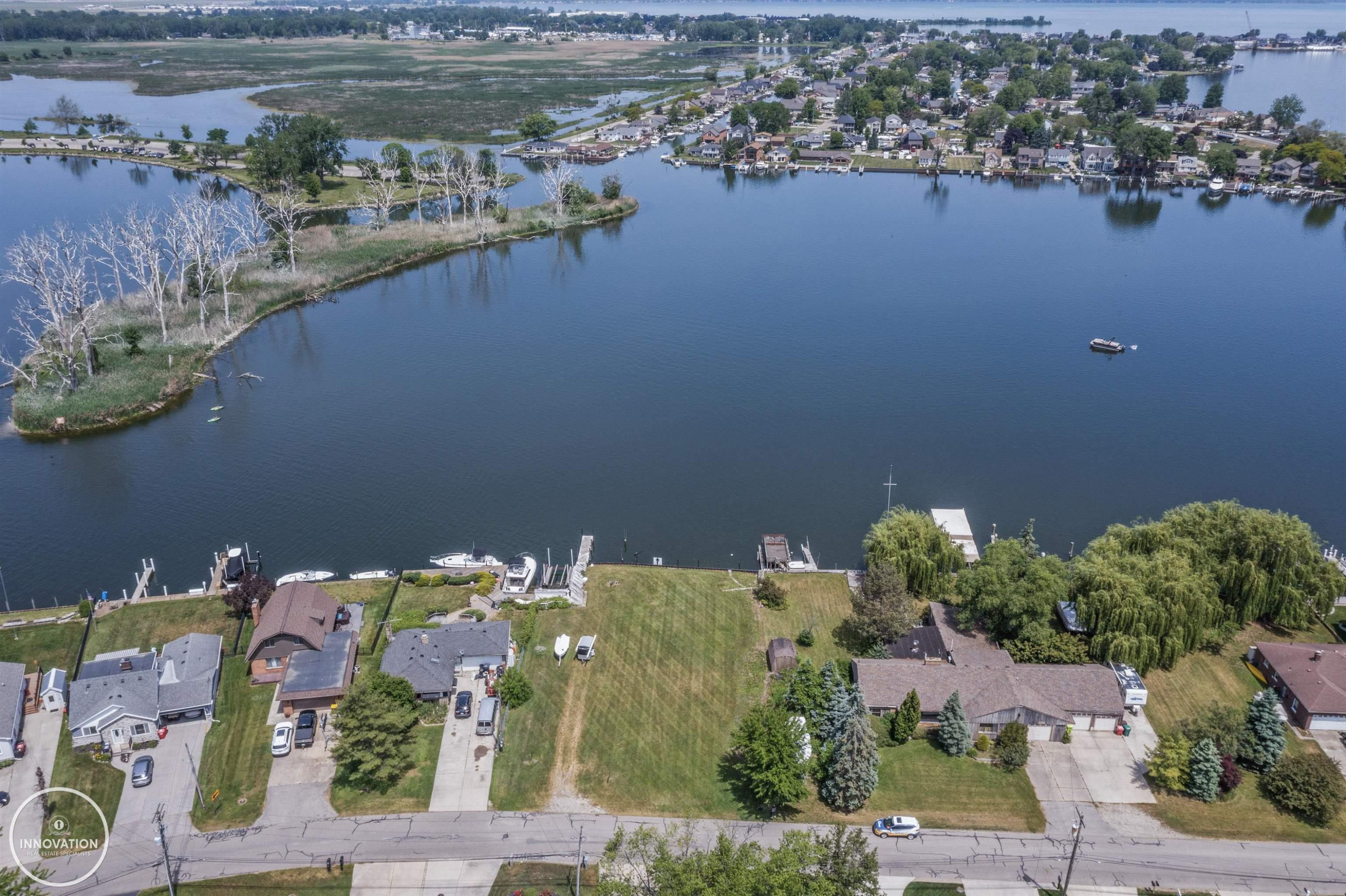38187 Huron Pointe Drive, MI — Photo 4