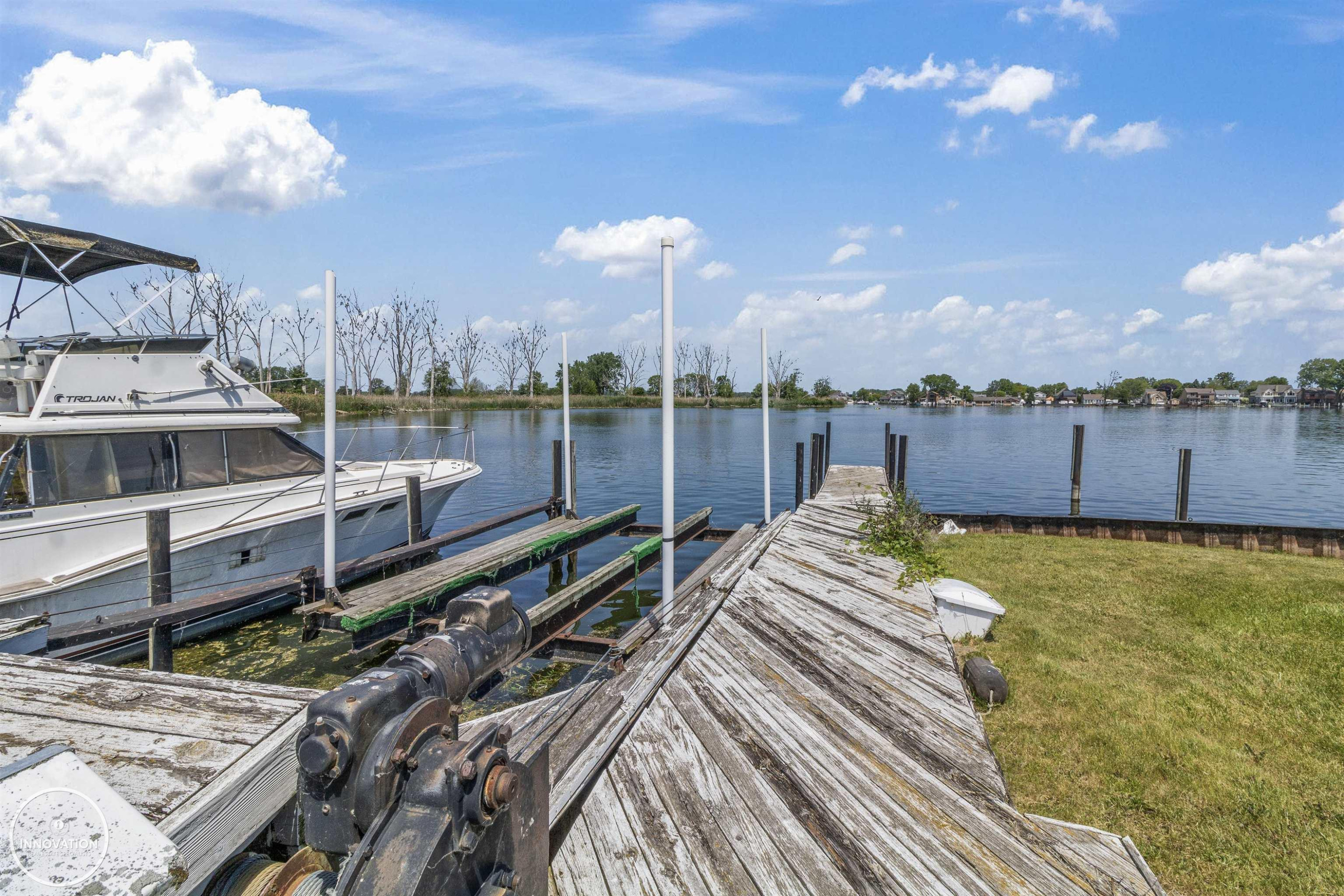 38187 Huron Pointe Drive, MI — Photo 14