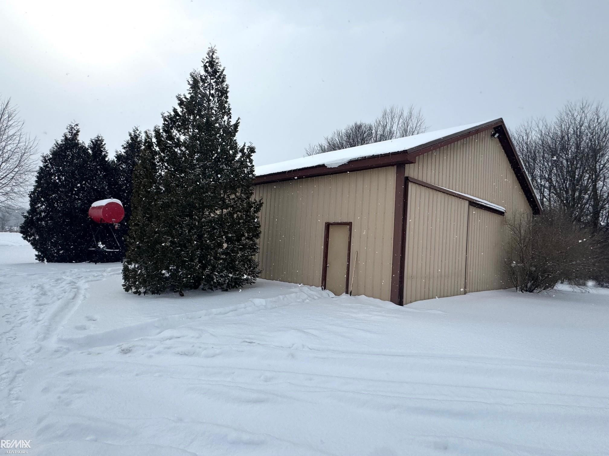 8223 Meisner Road, MI 48064 — Photo 16