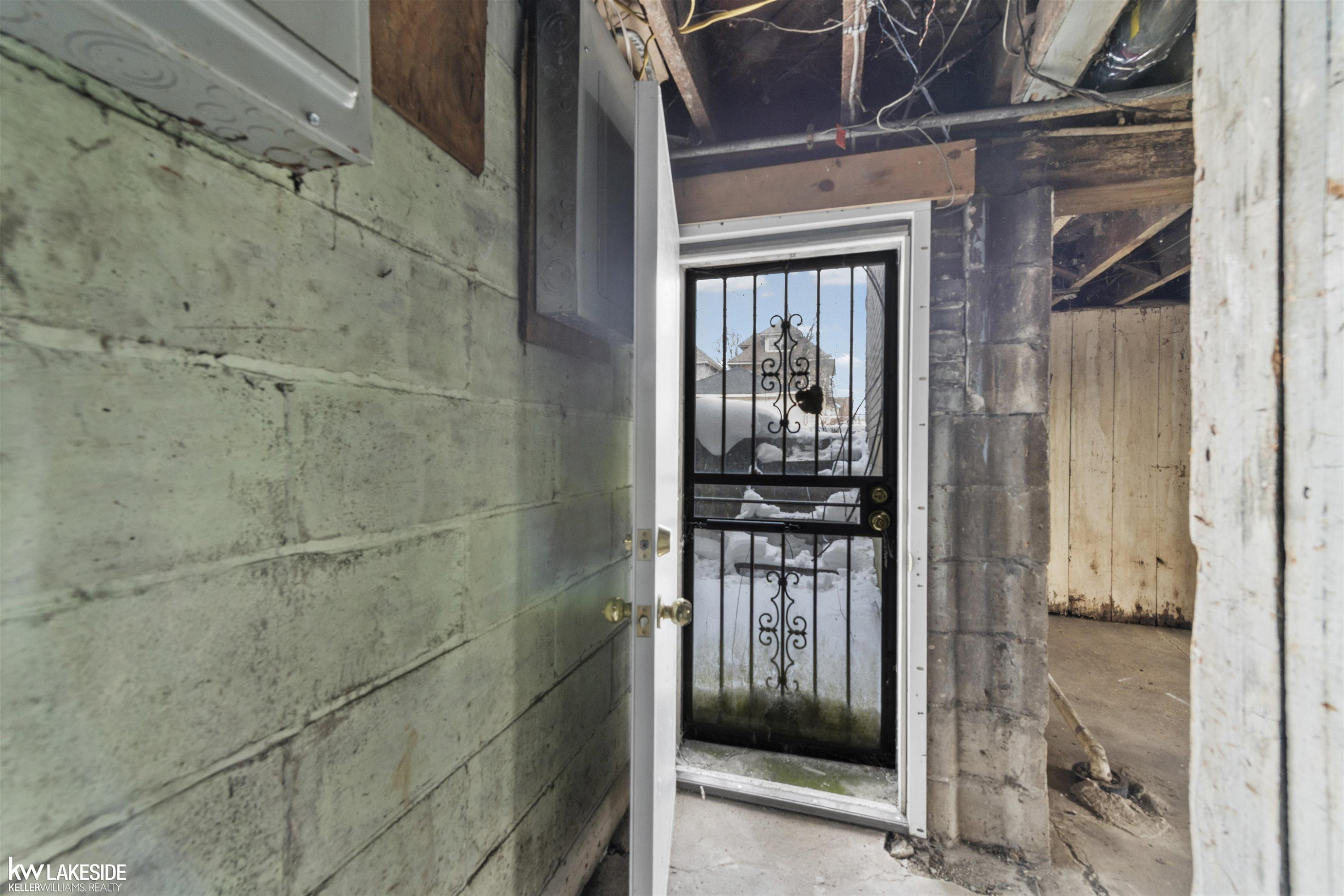 5312 Maxwell Street, Detroit, MI 48213 — Photo 8