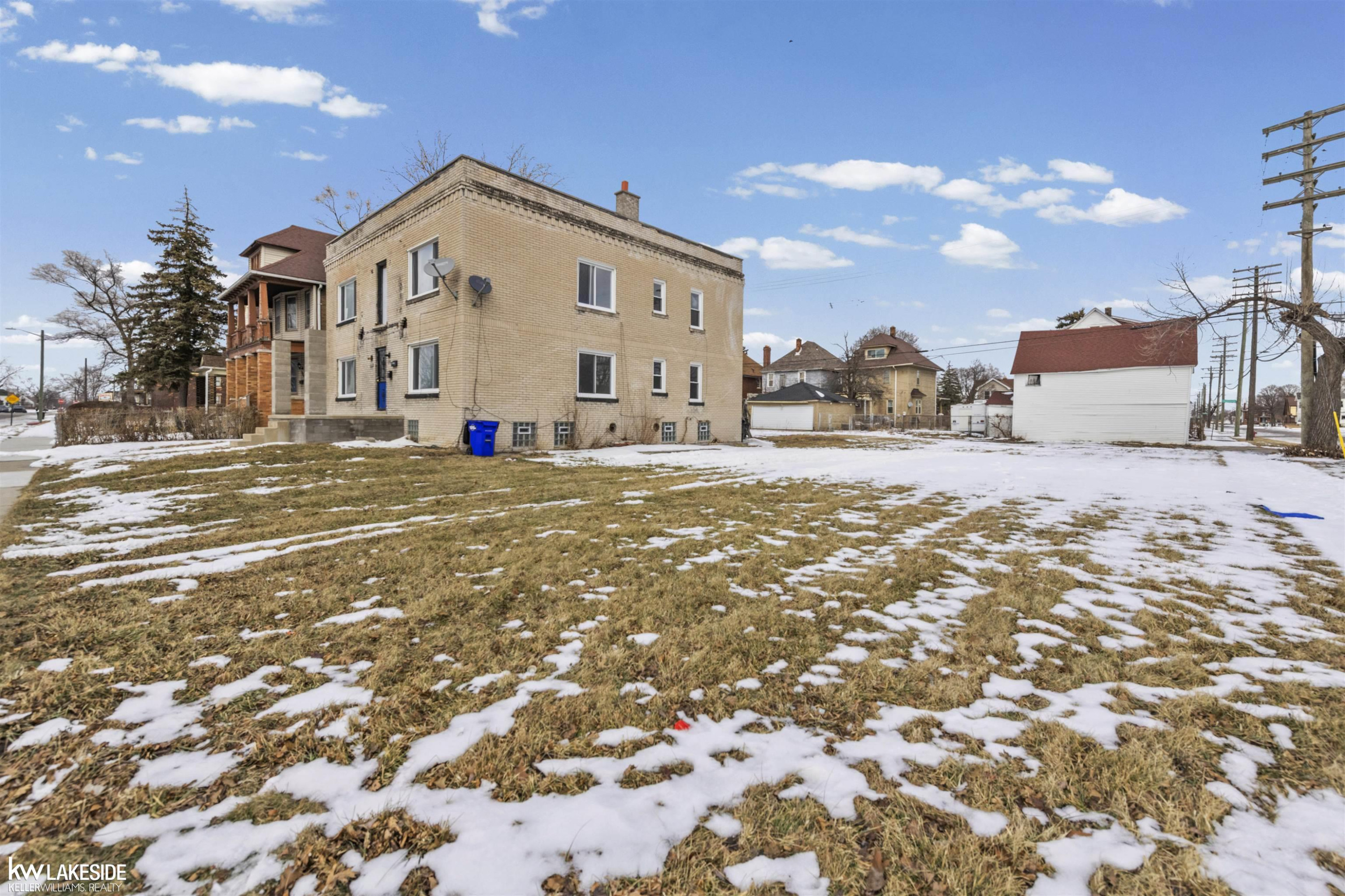5312 Maxwell Street, Detroit, MI 48213 — Photo 11