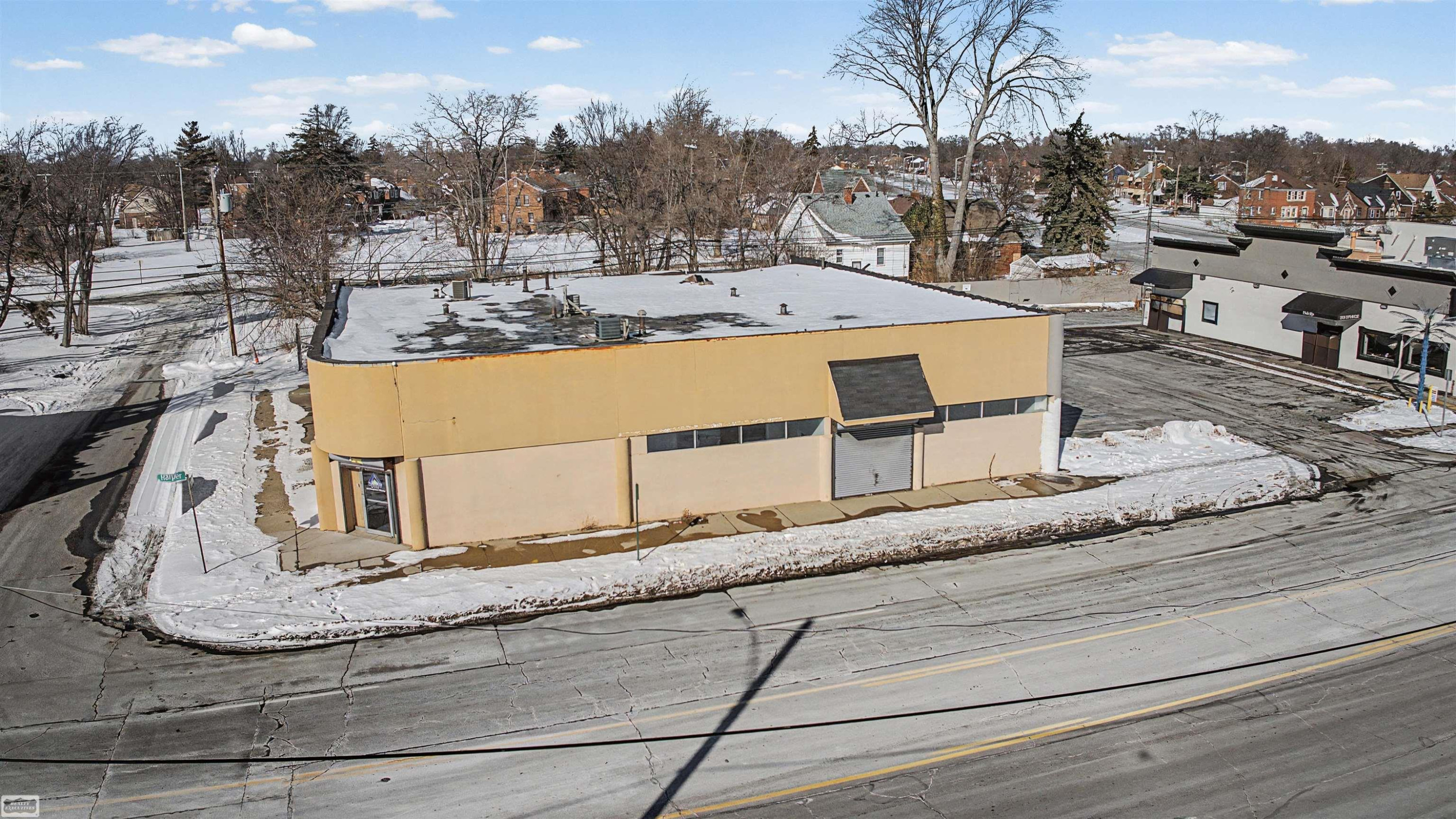 14701 Harper Avenue, Detroit, MI 48224