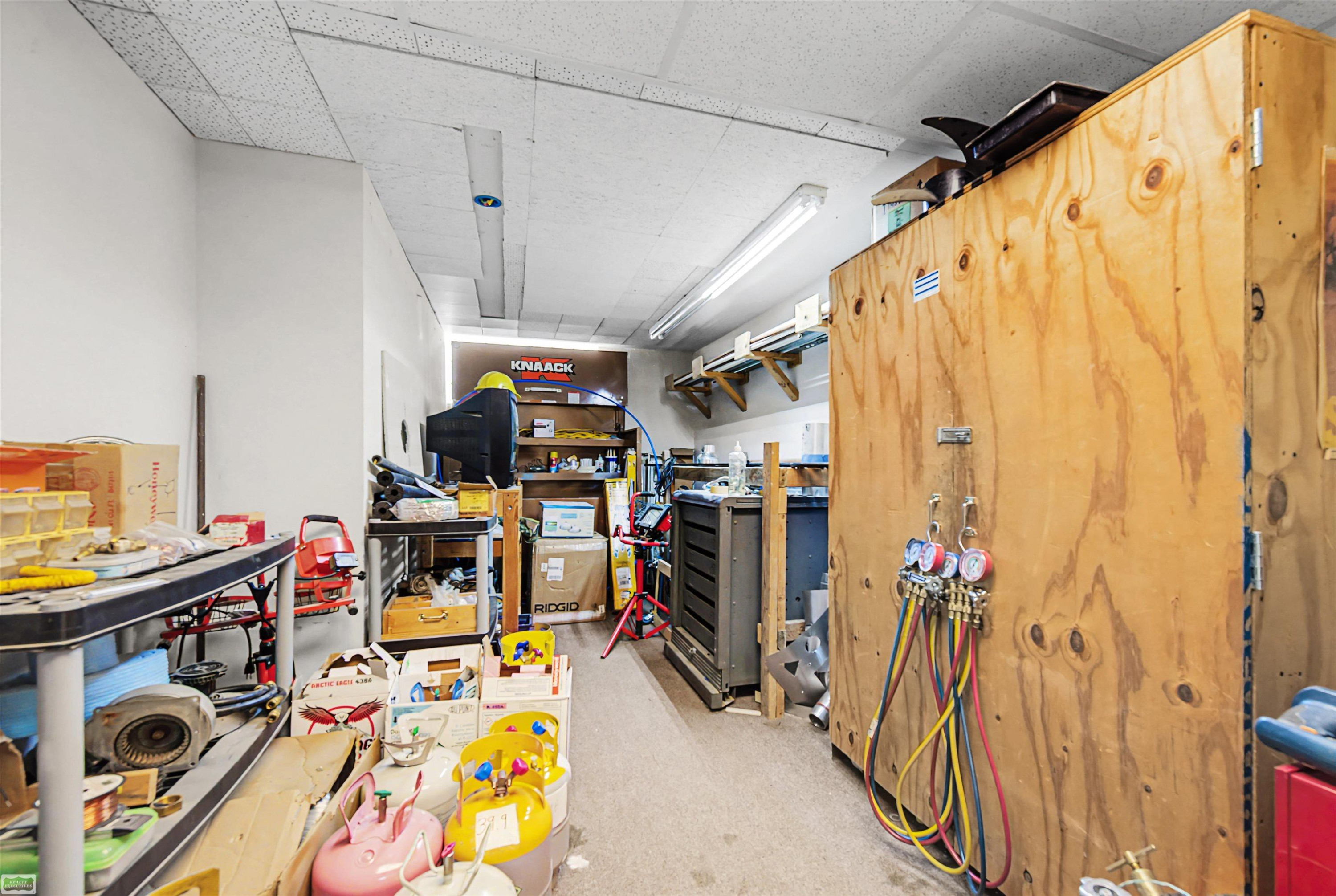 14701 Harper Avenue, Detroit, MI 48224 — Photo 15