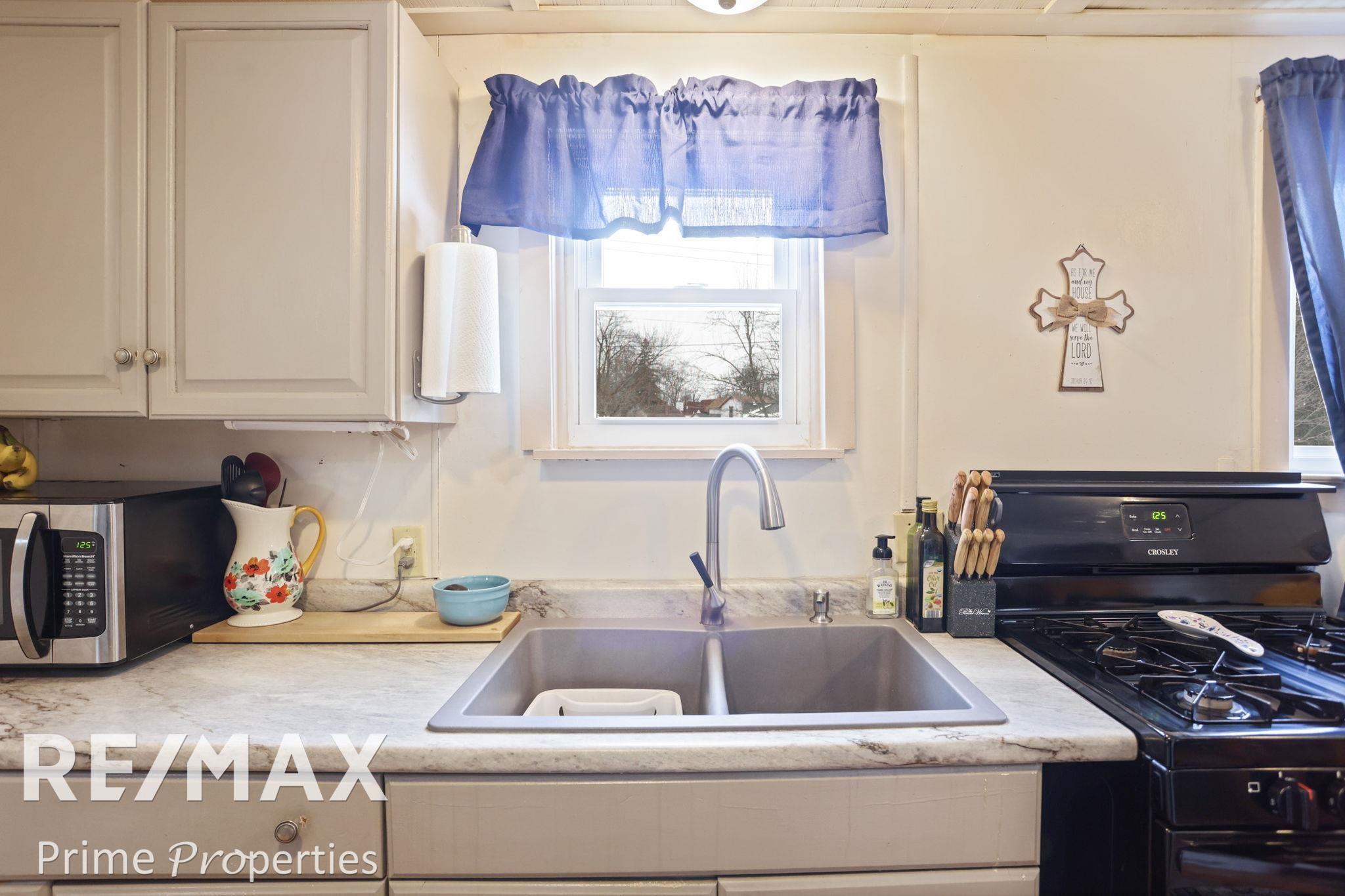 426 Bates Street, Caro, MI 48723 — Photo 10