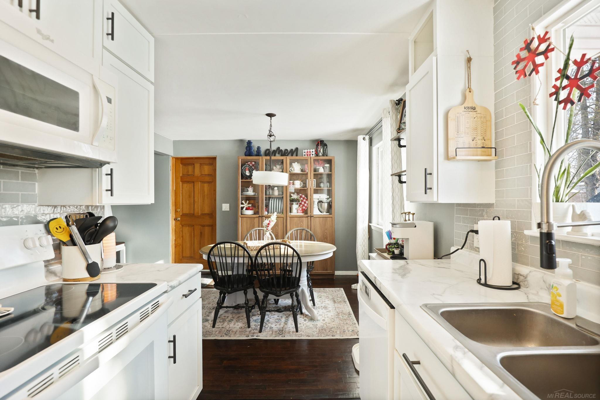 813 W Oak Street, Vassar, MI 48768 — Photo 17