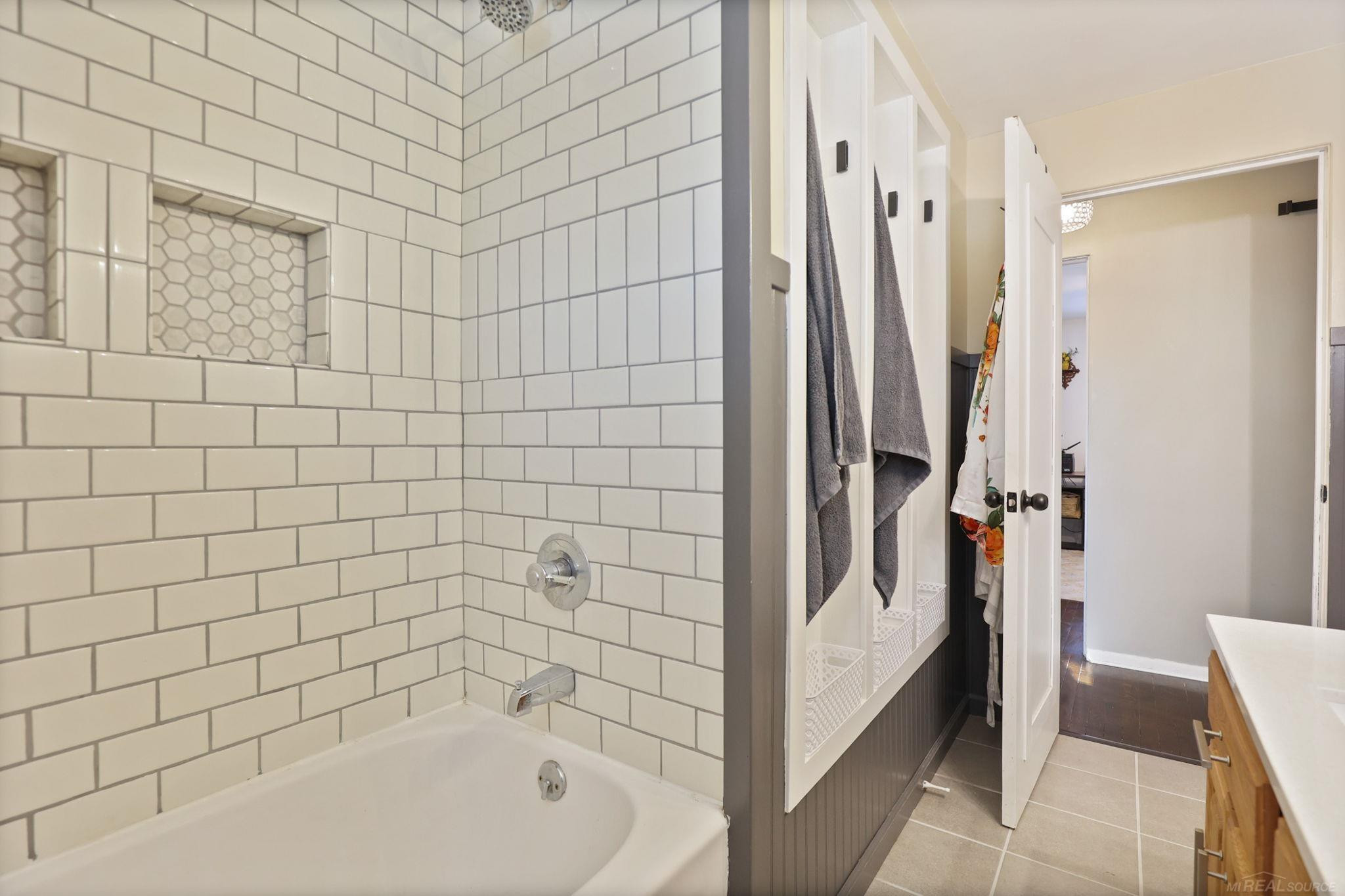 813 W Oak Street, Vassar, MI 48768 — Photo 23