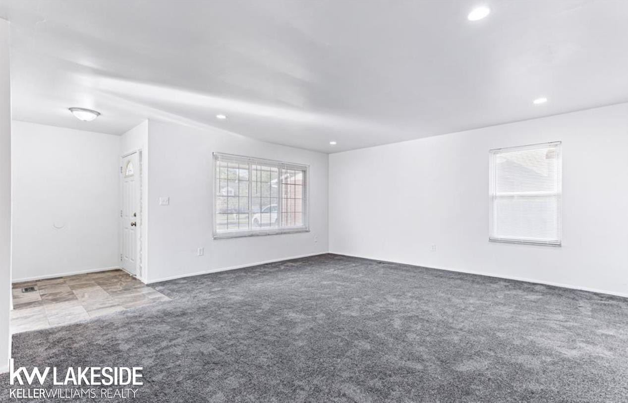 18130 Roseland Boulevard, MI 48076 — Photo 3