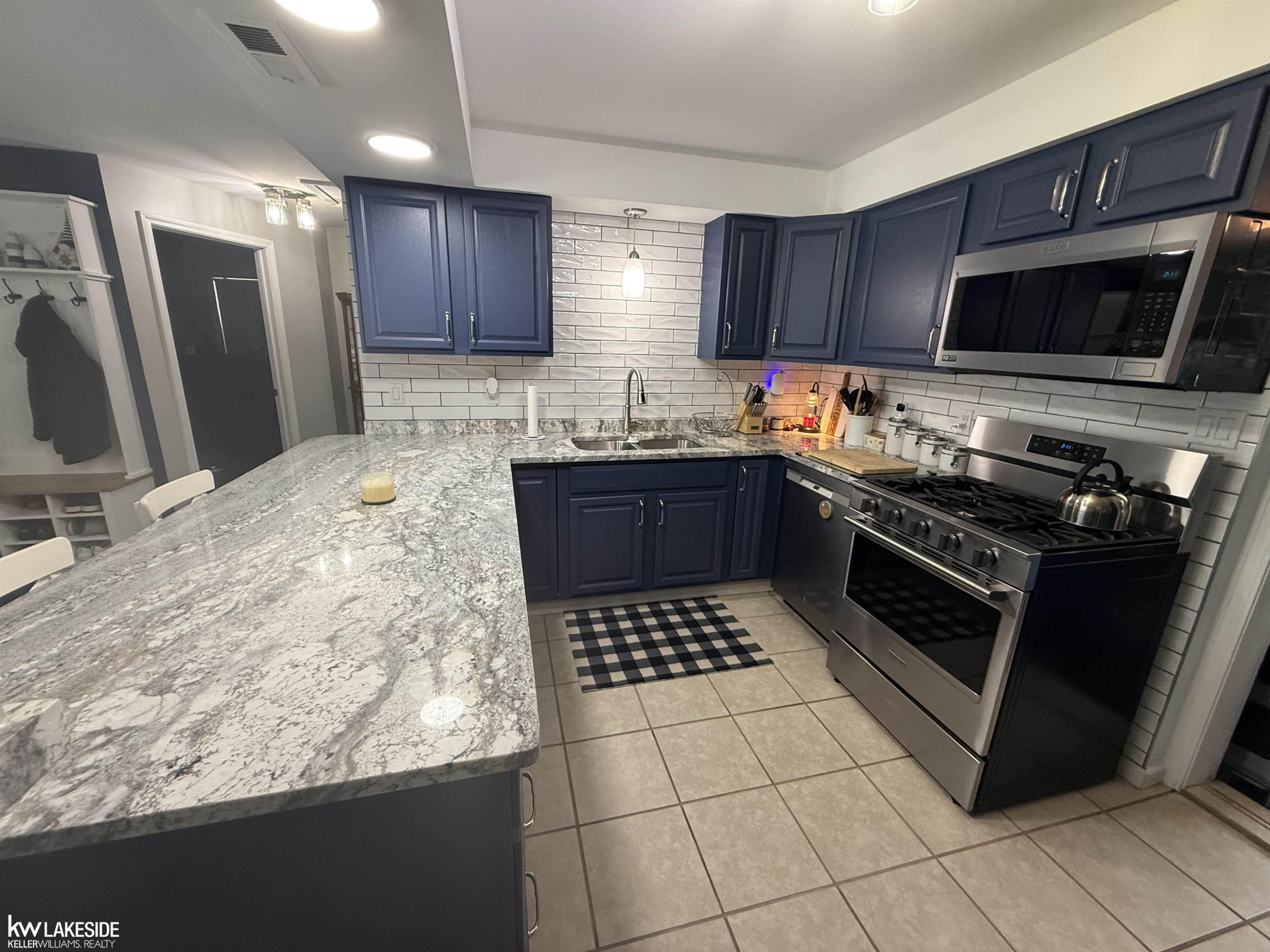 85 Saint James Street, Marysville, MI 48040 — Photo 5
