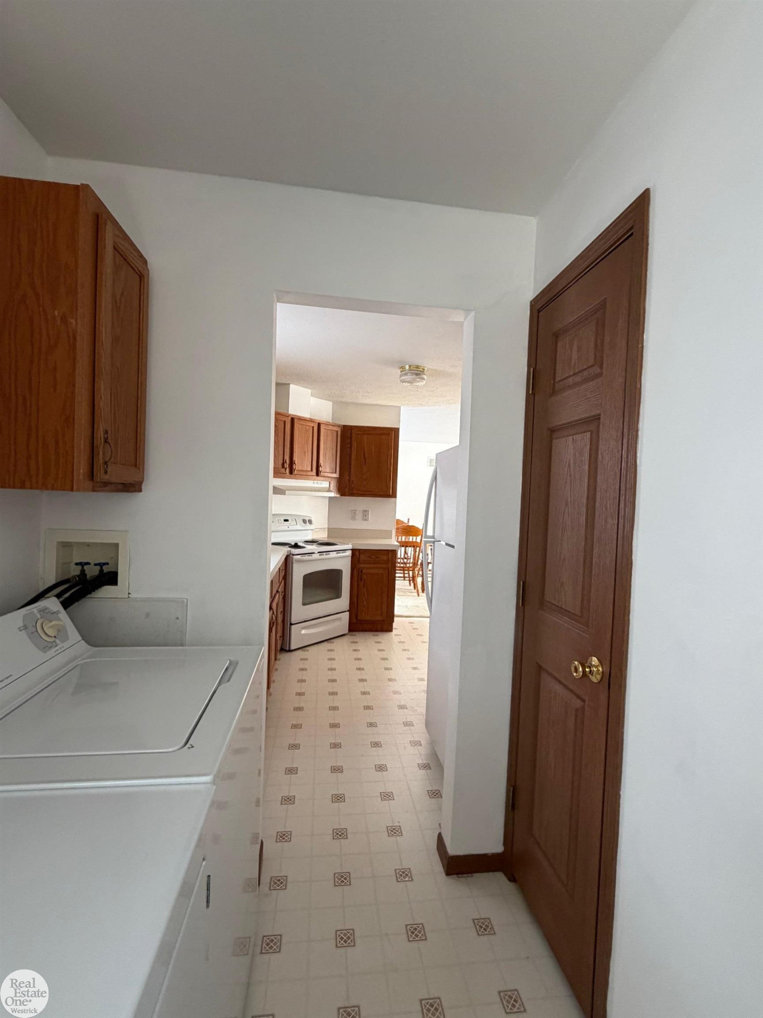 988 Chartier Road, MI — Photo 5