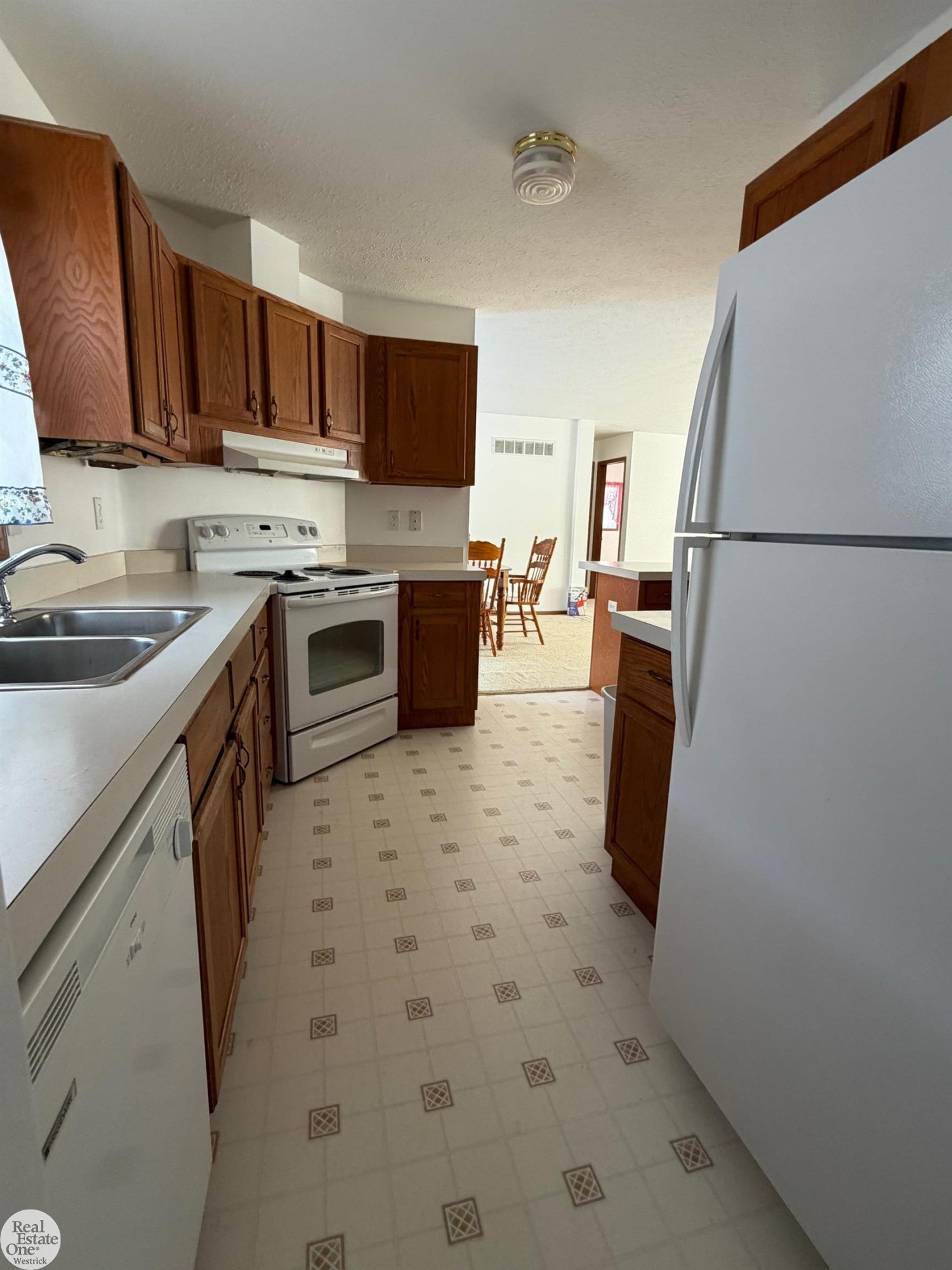 988 Chartier Road, MI — Photo 6