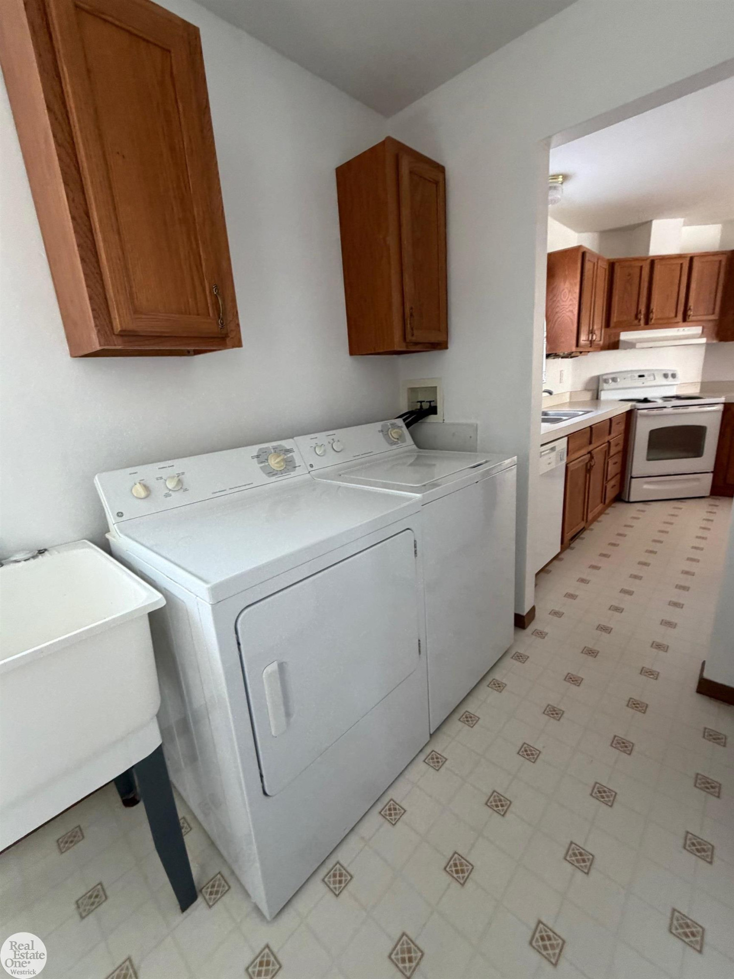 988 Chartier Road, MI — Photo 24