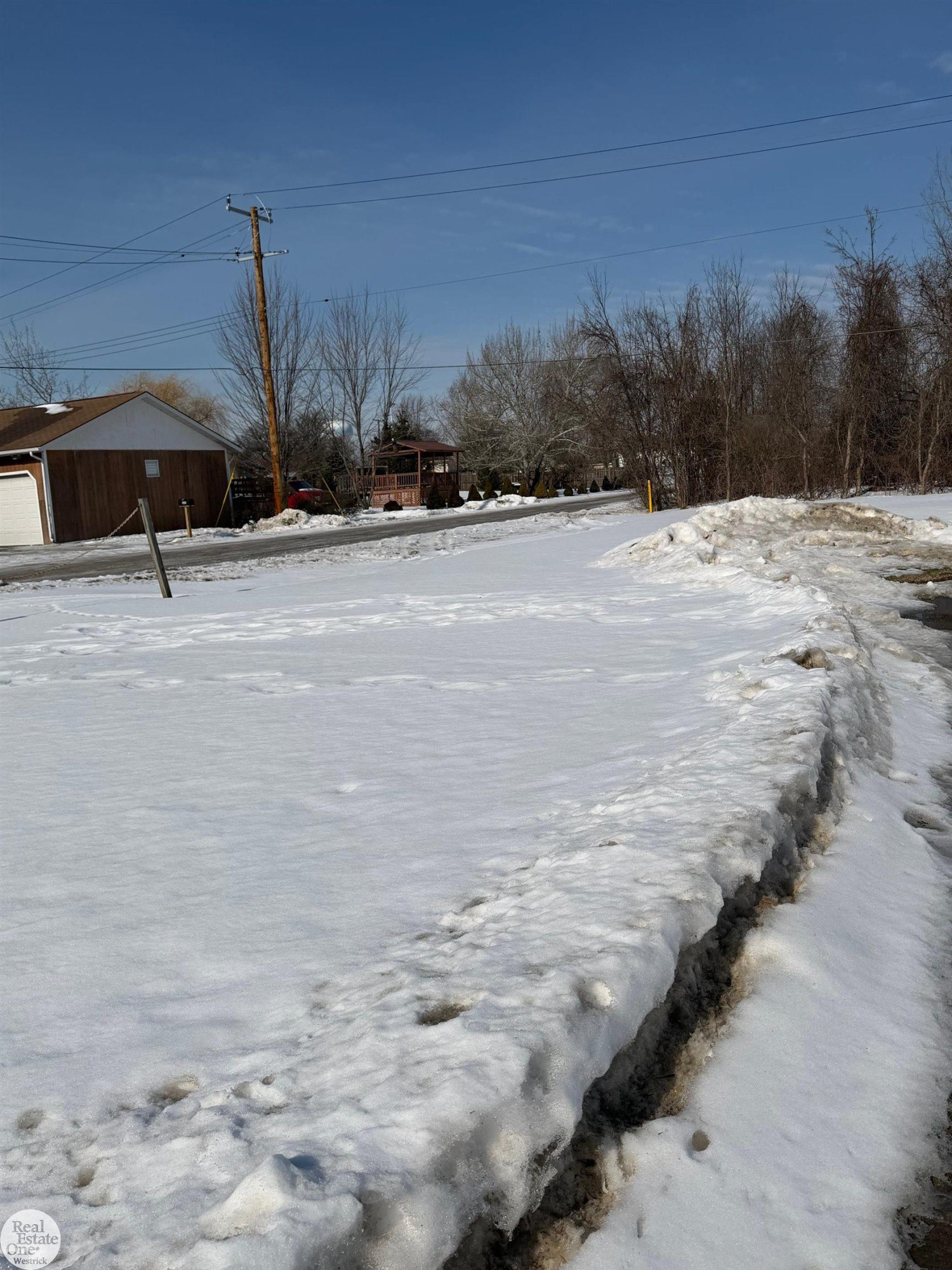 988 Chartier Road, MI — Photo 29