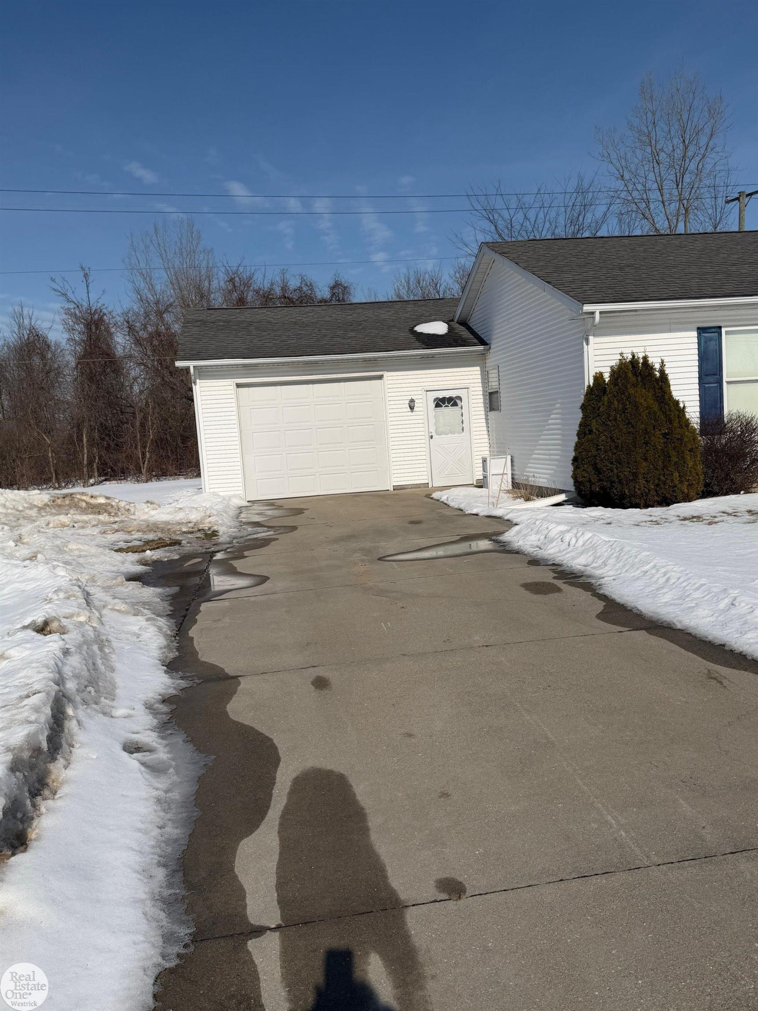 988 Chartier Road, MI — Photo 30