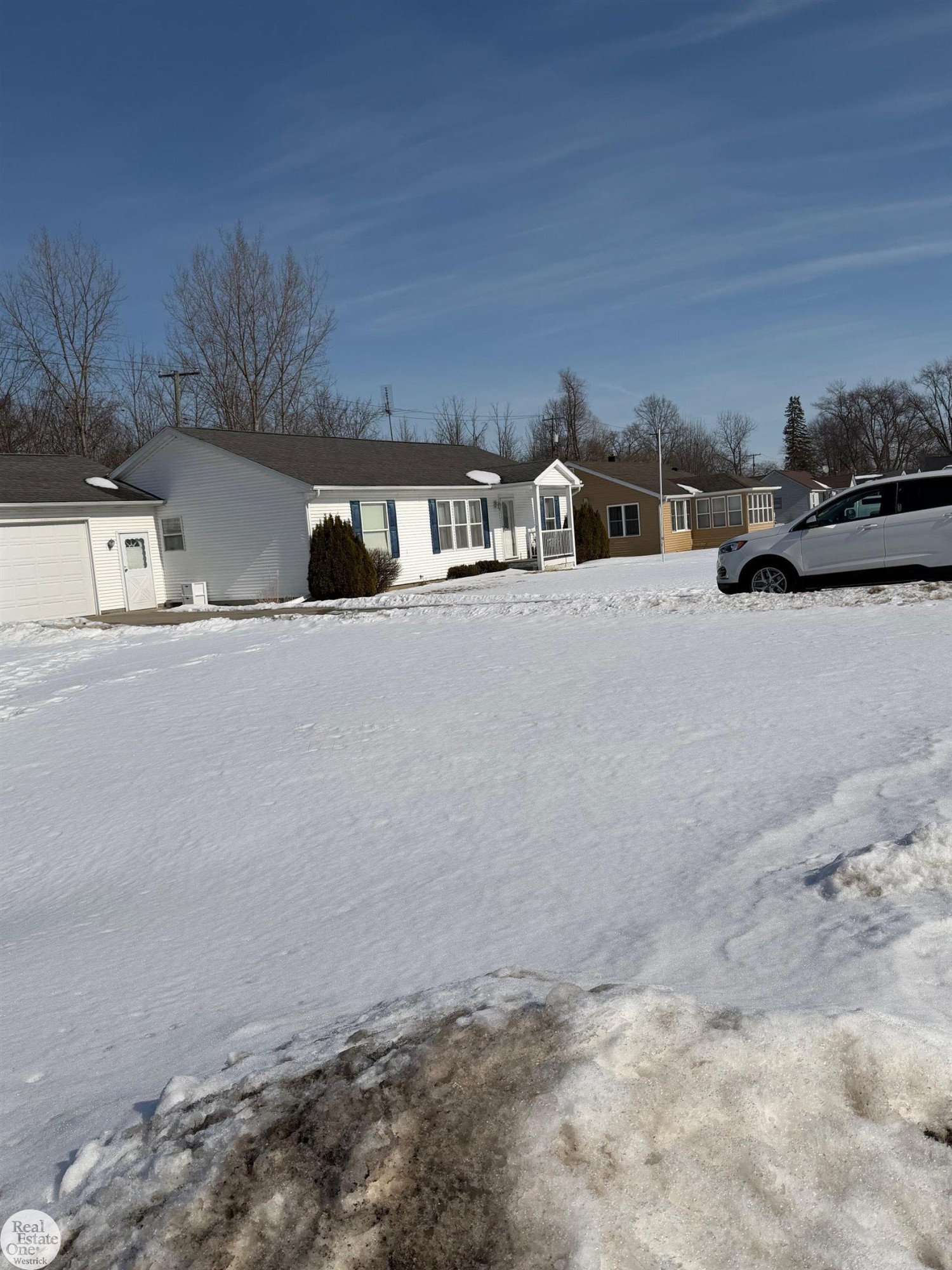 988 Chartier Road, MI — Photo 34