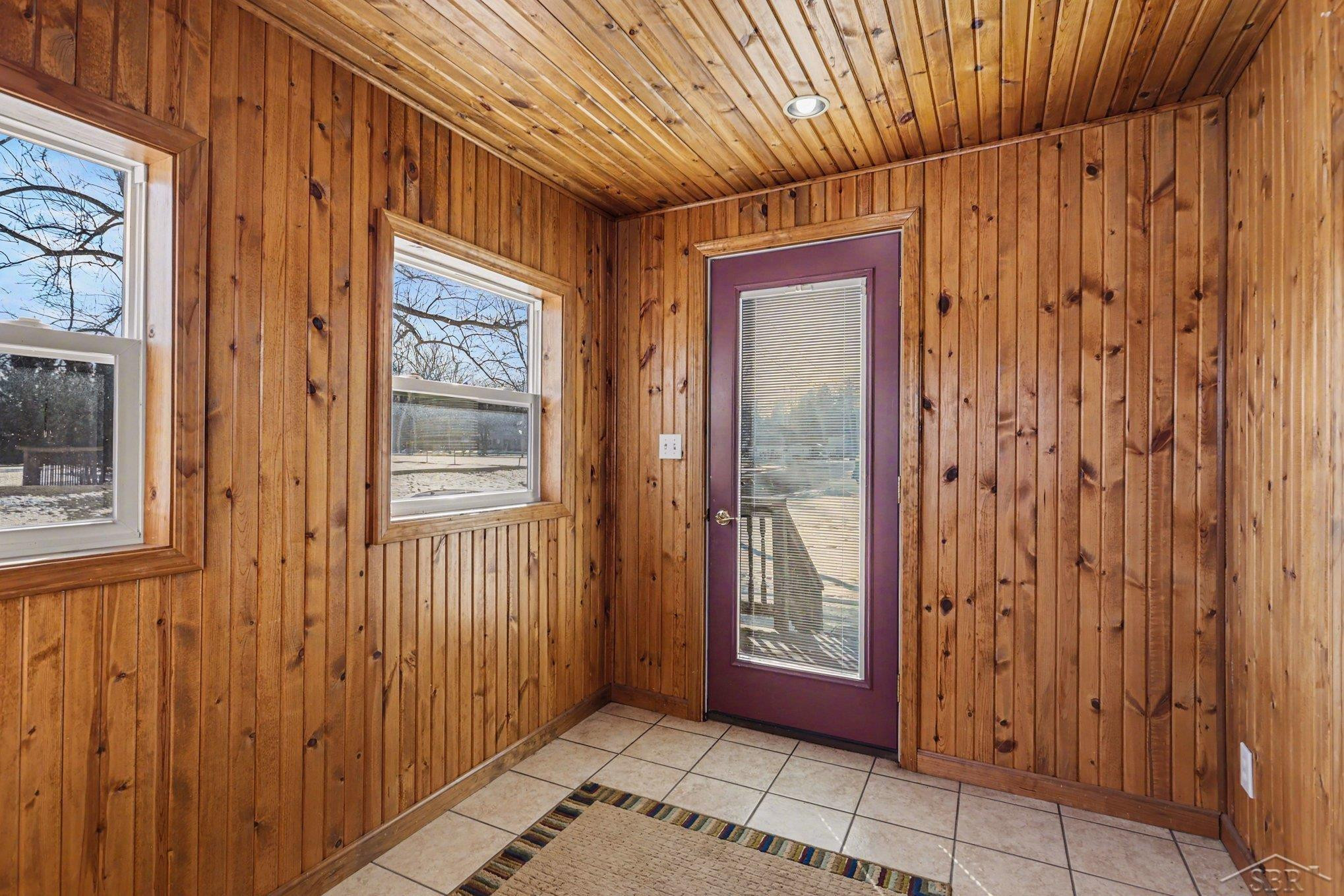123 E Spruce Street, Saint Charles, MI 48655 — Photo 3