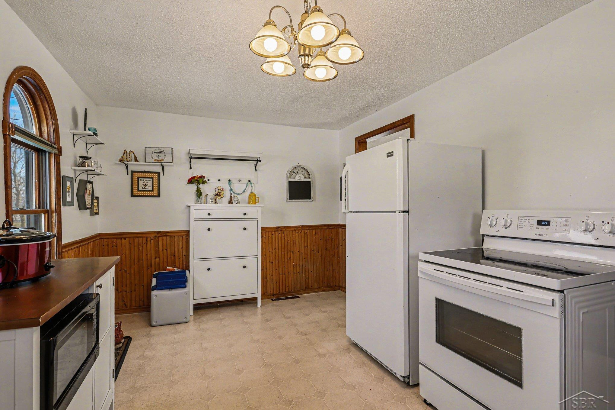 123 E Spruce Street, Saint Charles, MI 48655 — Photo 9