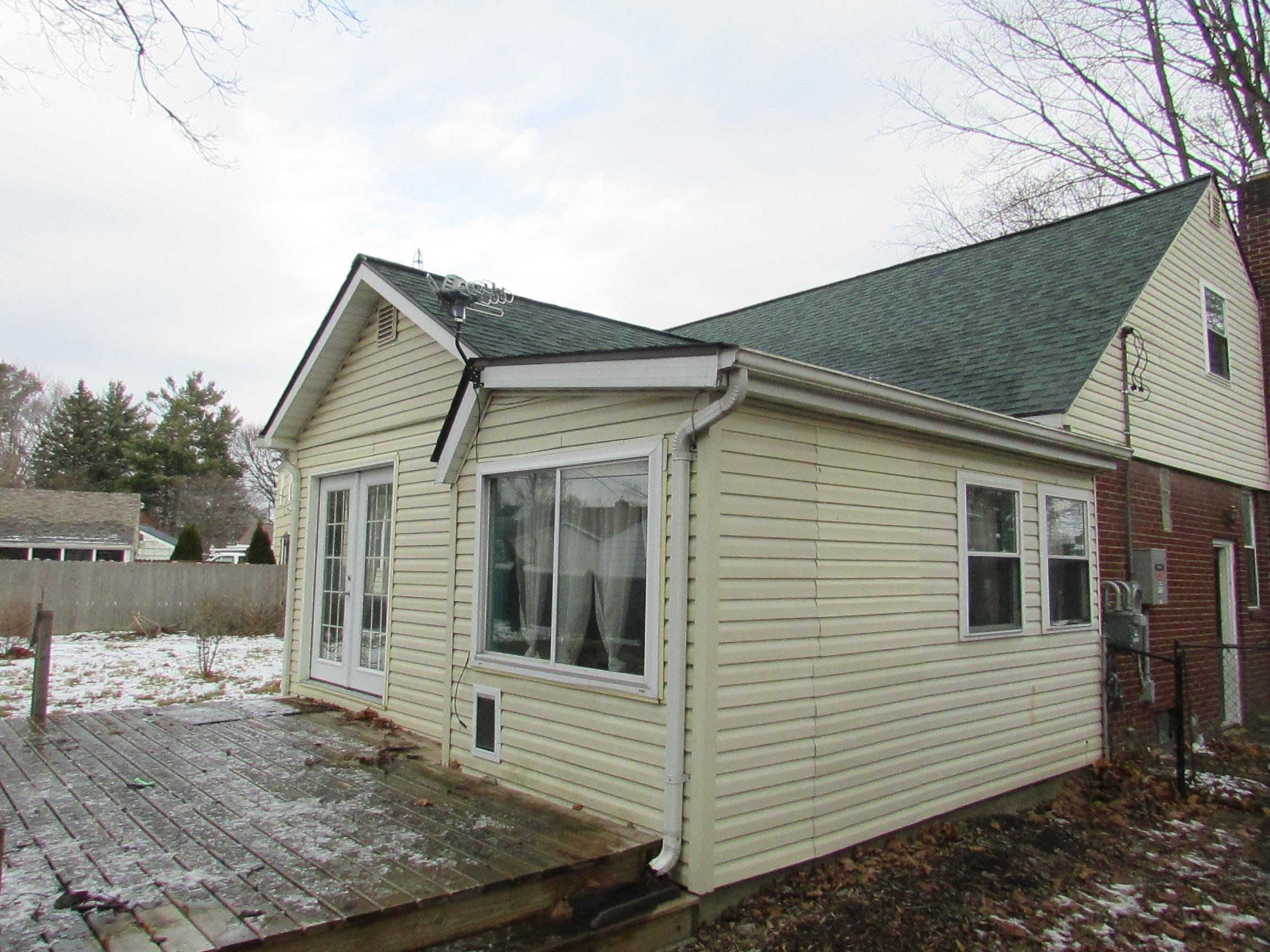 434 Chalmers Street, Flint, MI 48503 — Photo 4