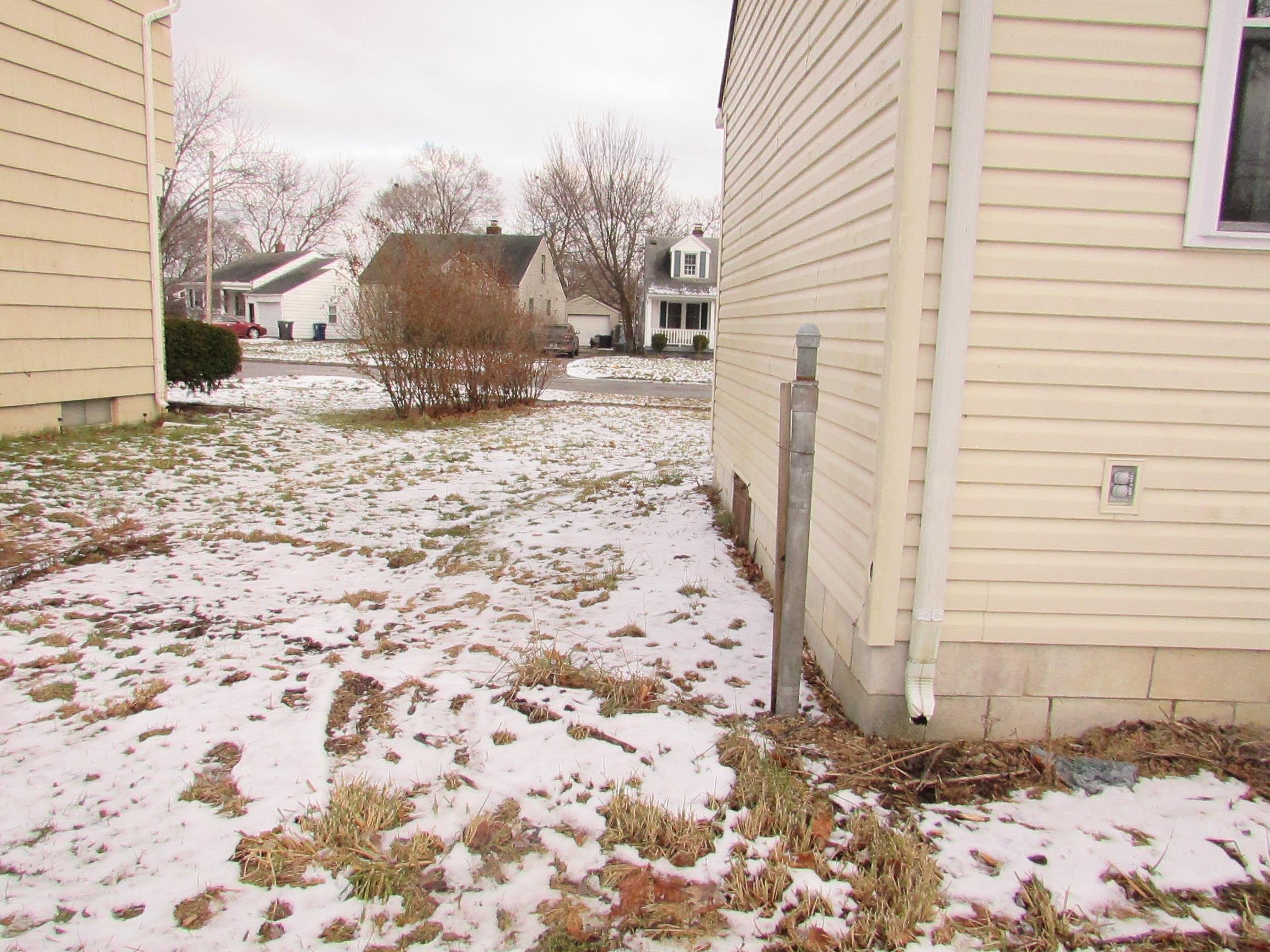 434 Chalmers Street, Flint, MI 48503 — Photo 10