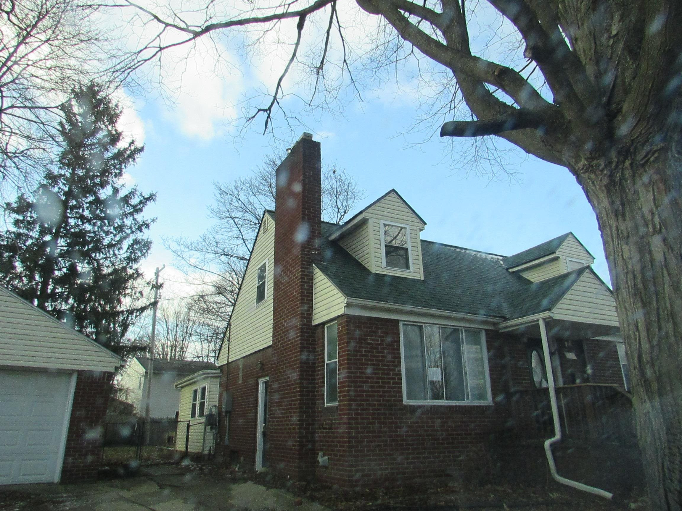 434 Chalmers Street, Flint, MI 48503 — Photo 48