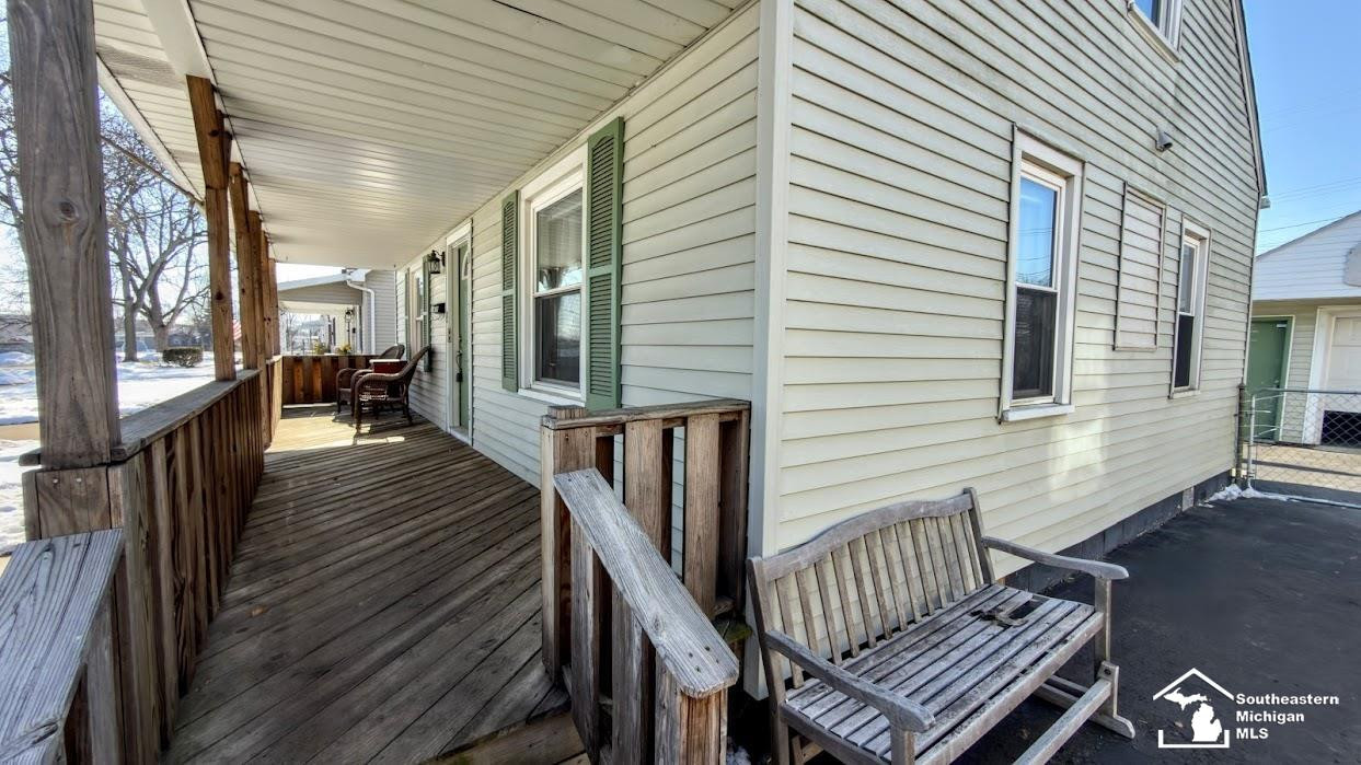 958 WOODVILLE Avenue, Monroe, MI 48161 — Photo 7