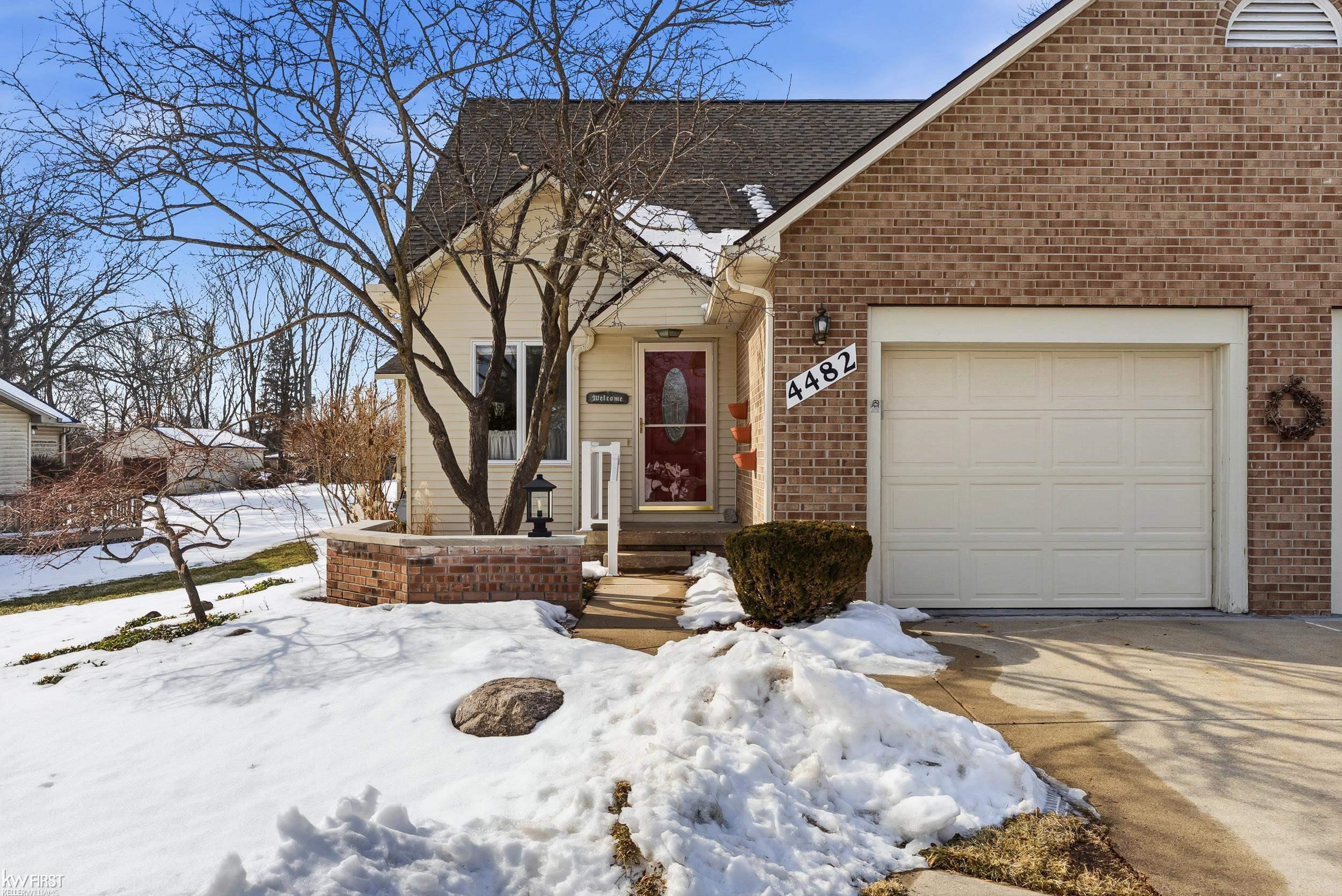 4482 Springbrook Drive, Swartz Creek, MI 48473 — Photo 3