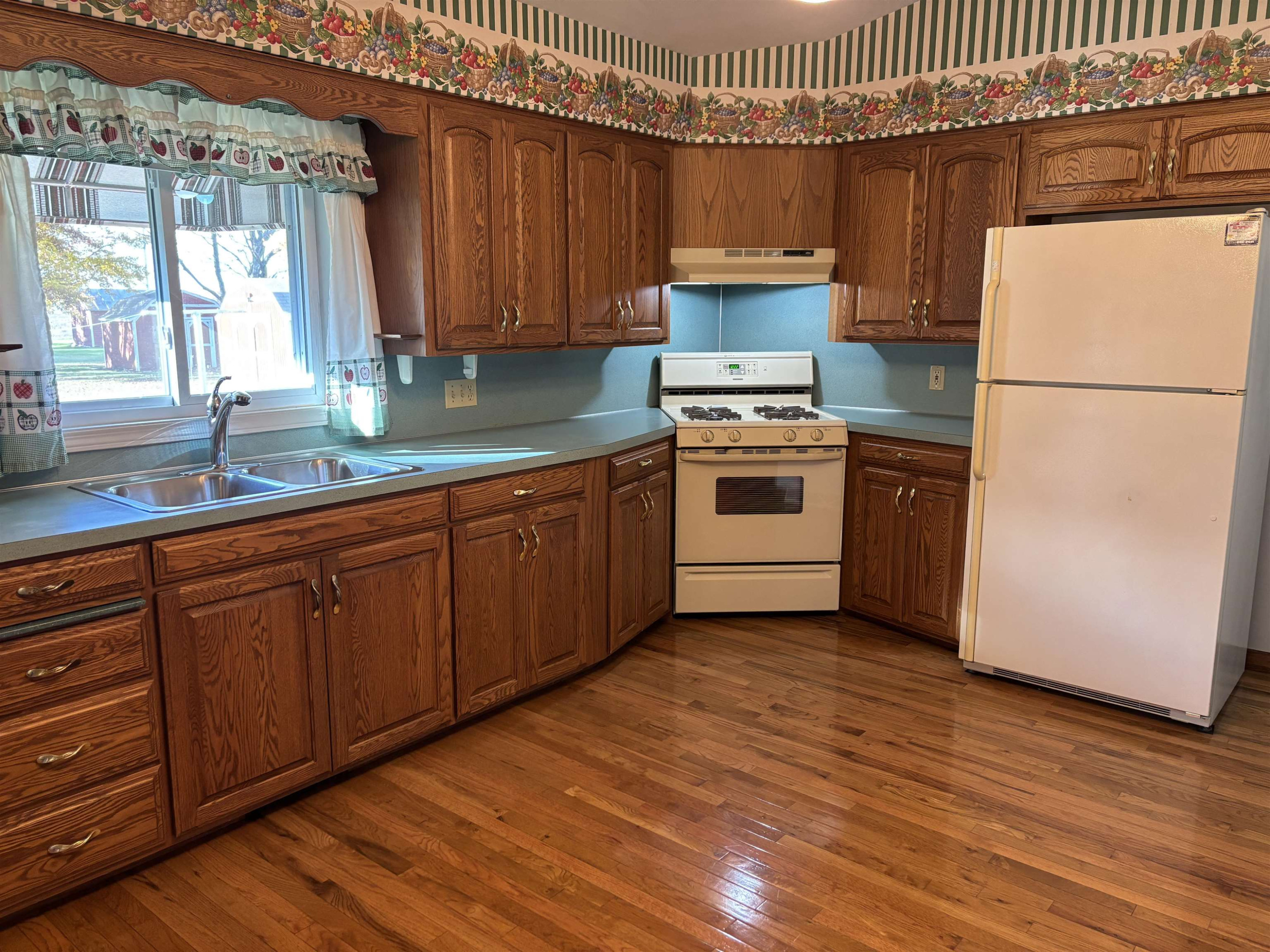 1484 S Beyer Road, Saginaw, MI 48601 — Photo 5