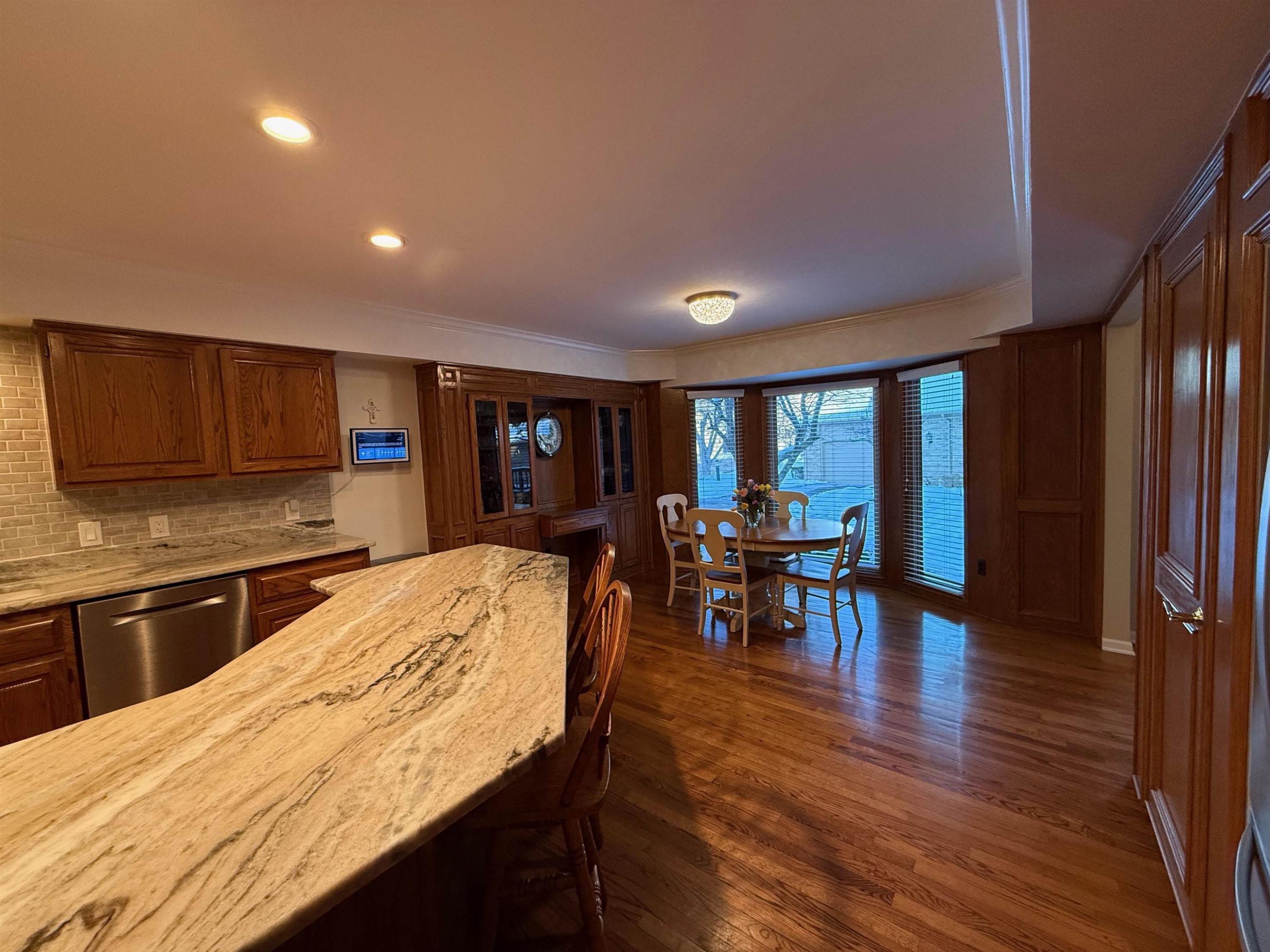2220 Juniper Court, Shelby, MI 48326 — Photo 4