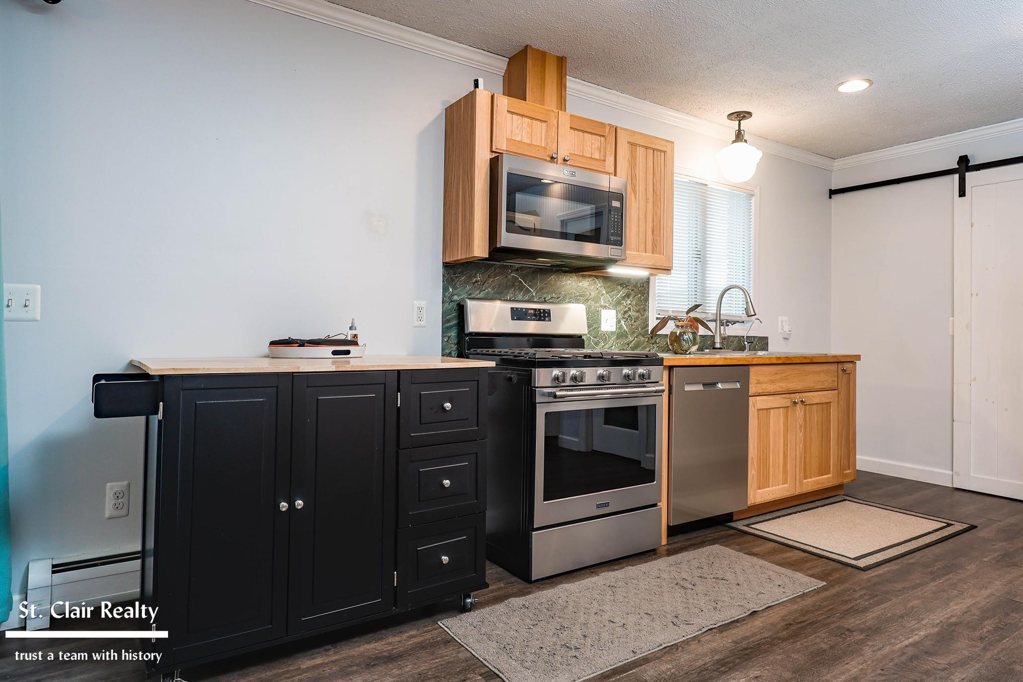 3090 N River Road, MI 48059 — Photo 9