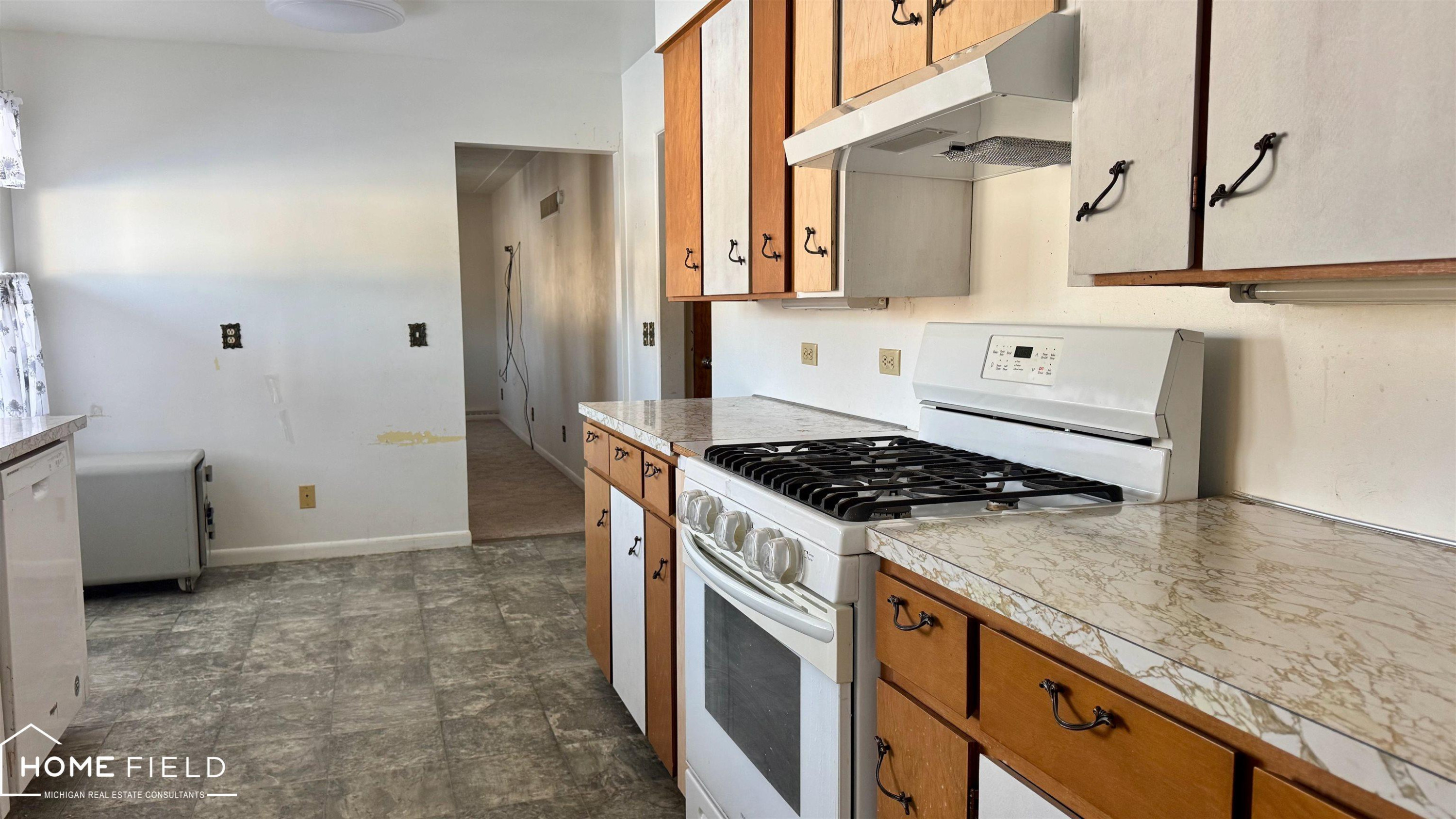 2145 N M 52 Highway, Owosso, MI 48867 — Photo 6